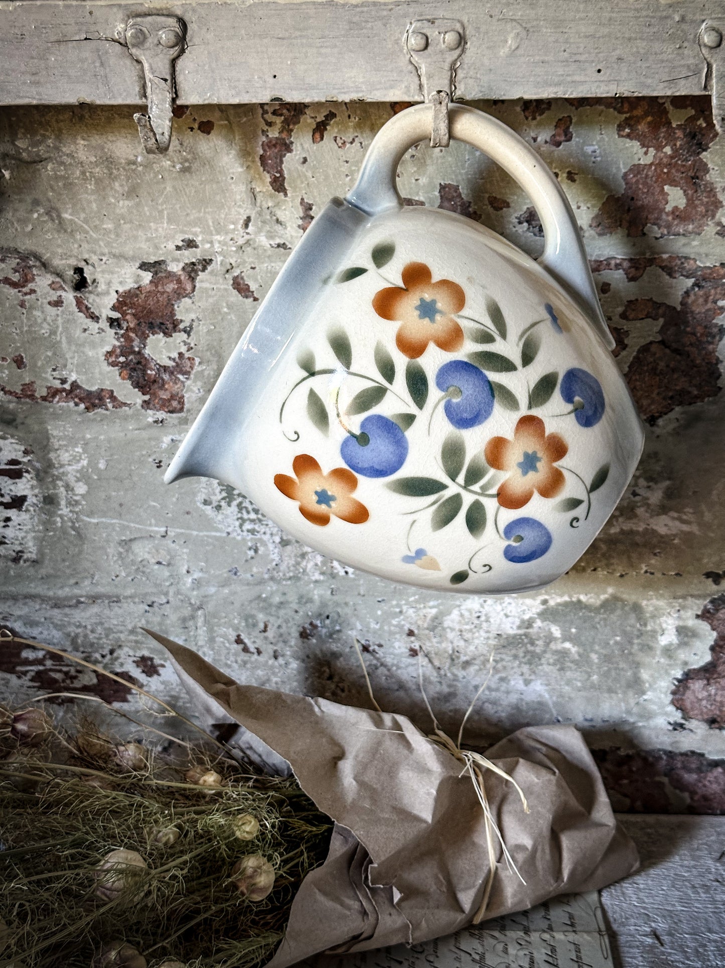 A Vintage Sponge Ware Flower Jug