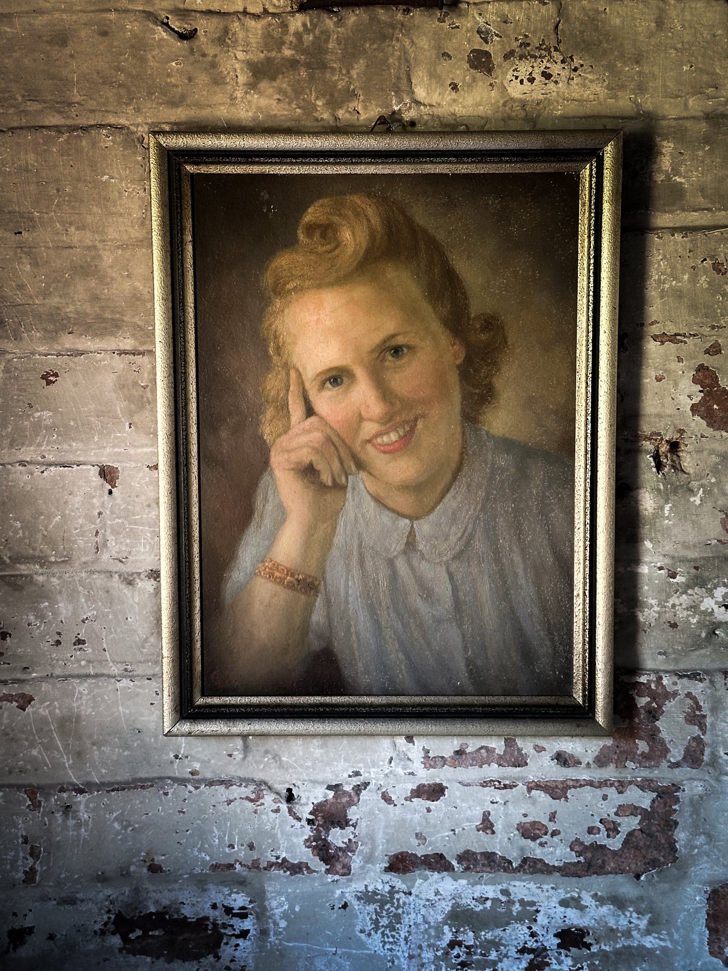 A 1930’s Oil on Board Vintage Portrait Painting of a Young Woman