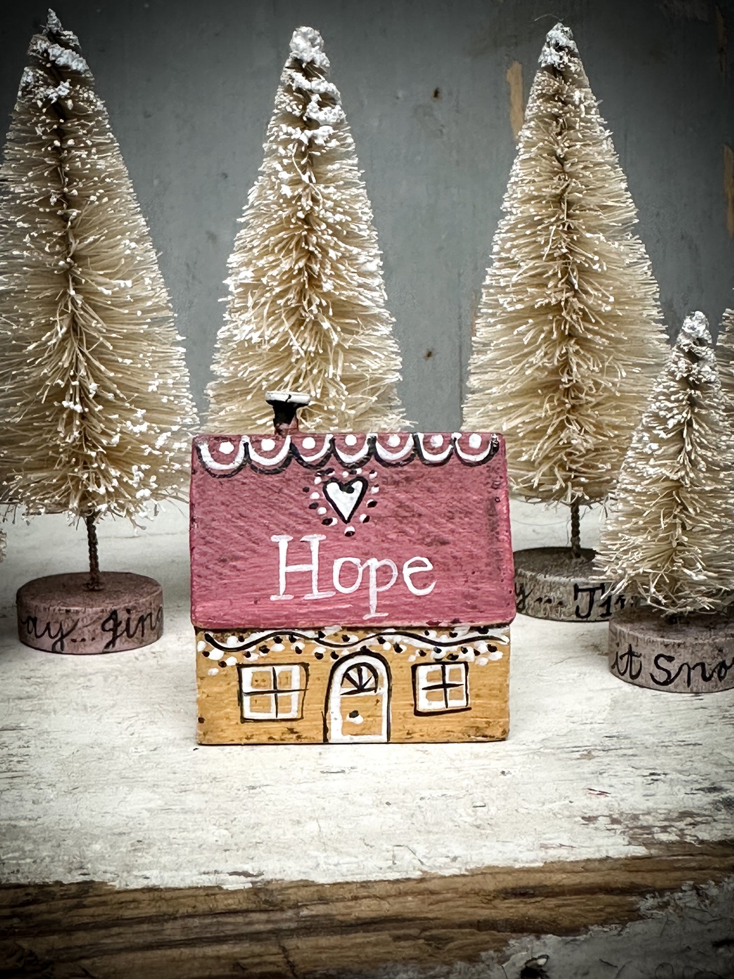 A small Vintage German Erzgebirge Putz Wooden Village House “Hope”