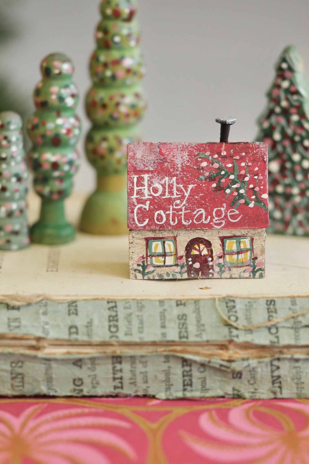 Reworked Vintage German Erzgebirge Christmas Houses – Holly Cottage