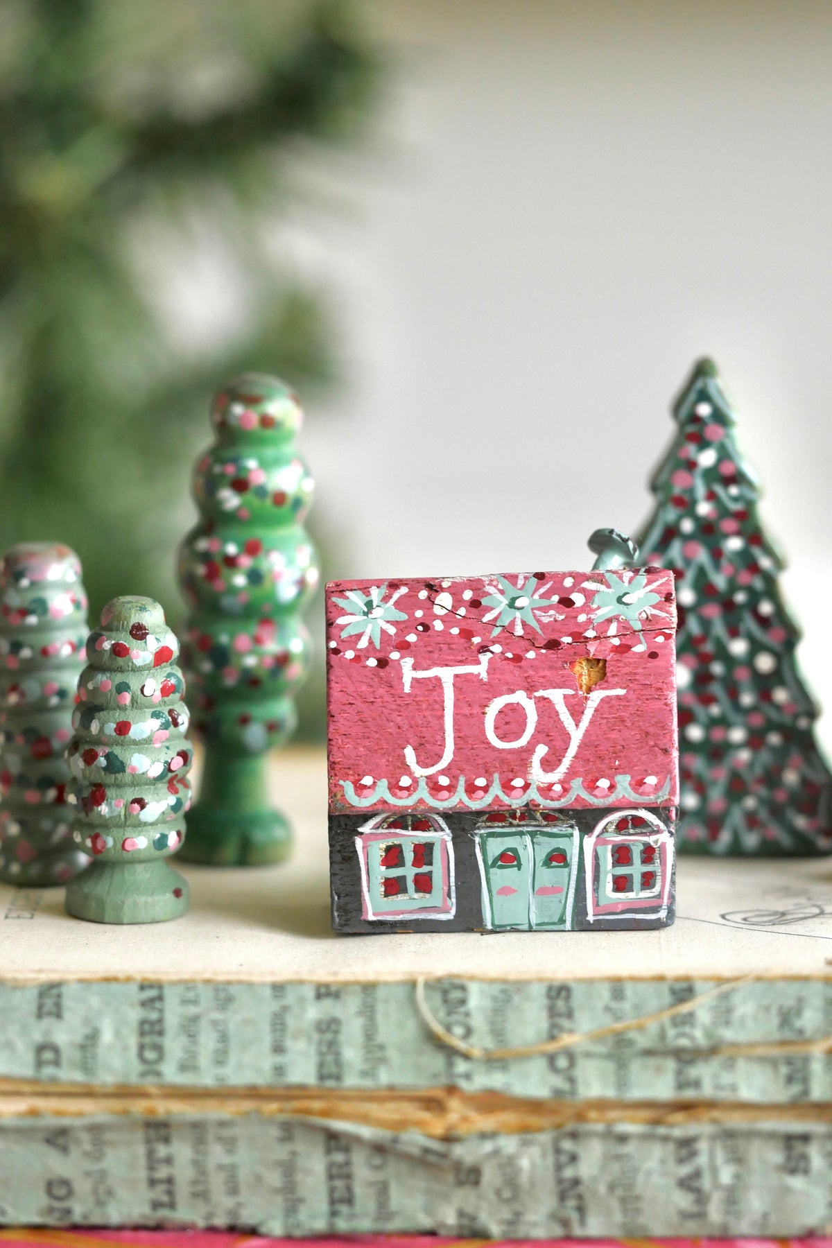 Reworked Vintage German Erzgebirge Christmas Houses – Joy