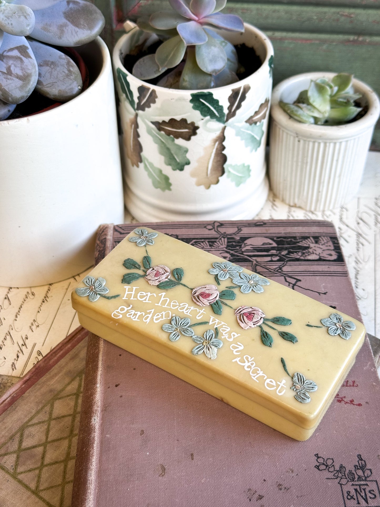 “Her Heart Was a Secret Garden” – Vintage Floral Painted Soap / Trinket Box