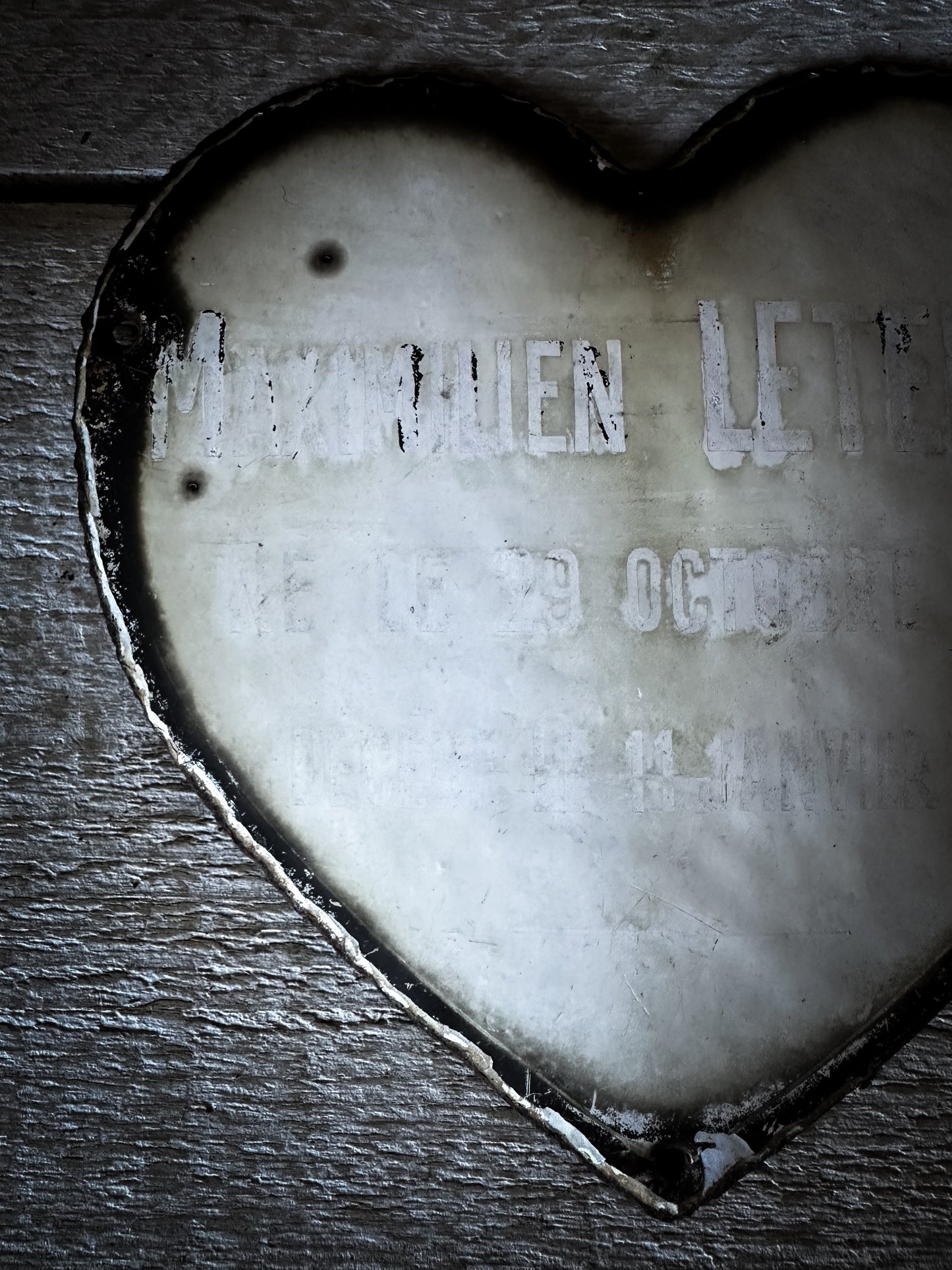 A Vintage French Enamel Heart Memorial Plaque