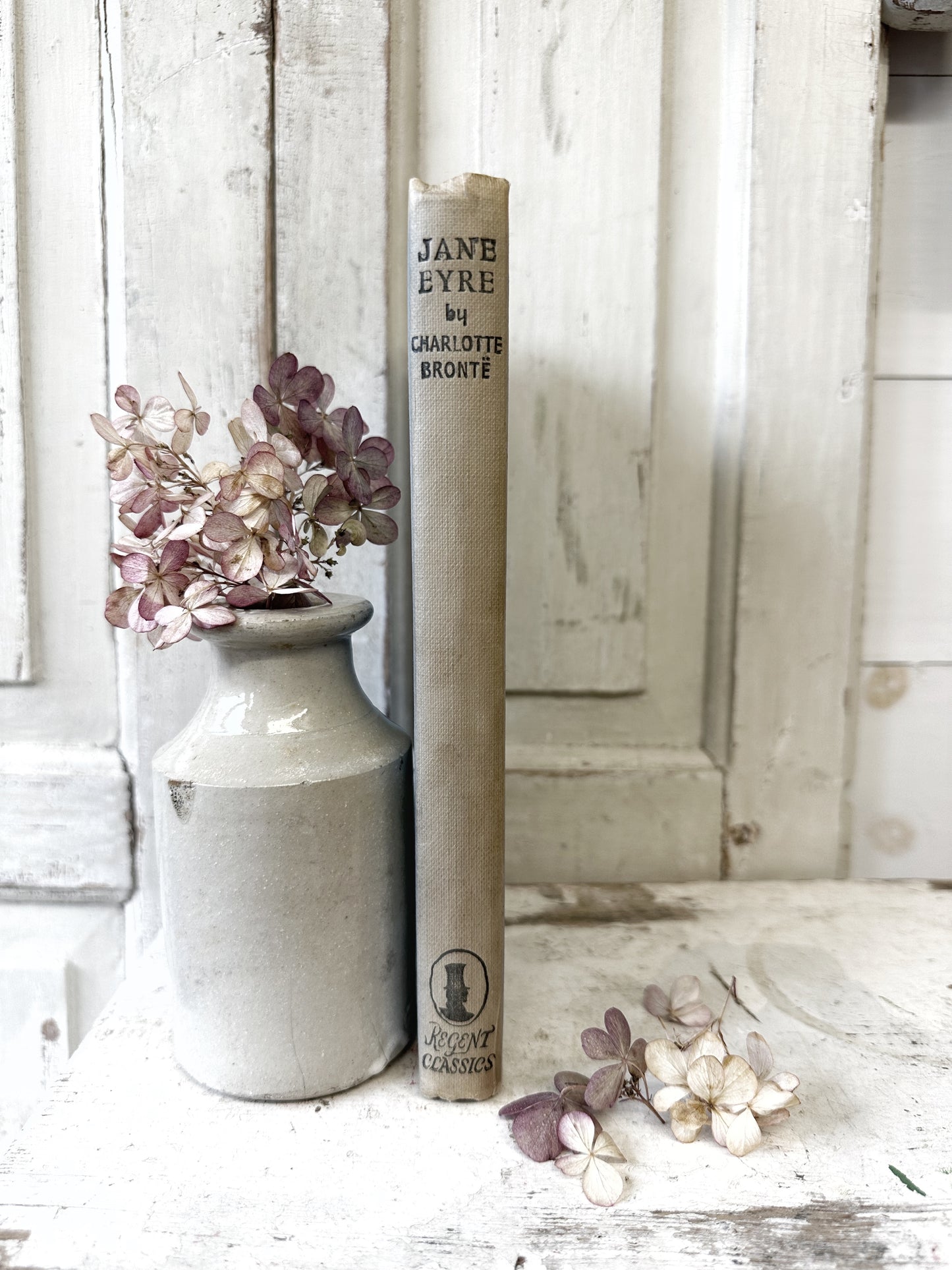 A Vintage book Jane Eyre by Charlotte Brontë, Regent Classics, the Thames Publishing Co. London.1950’s.