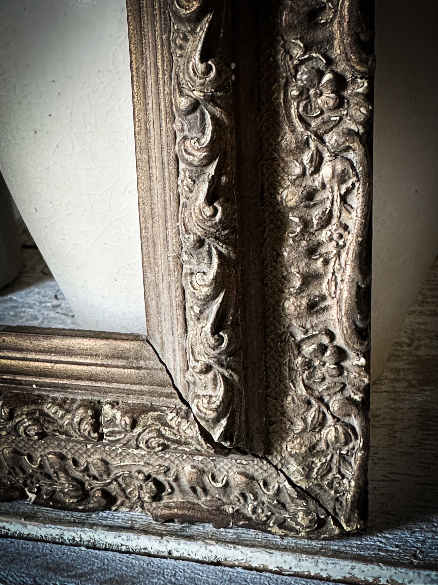 Antique French Gesso Frame