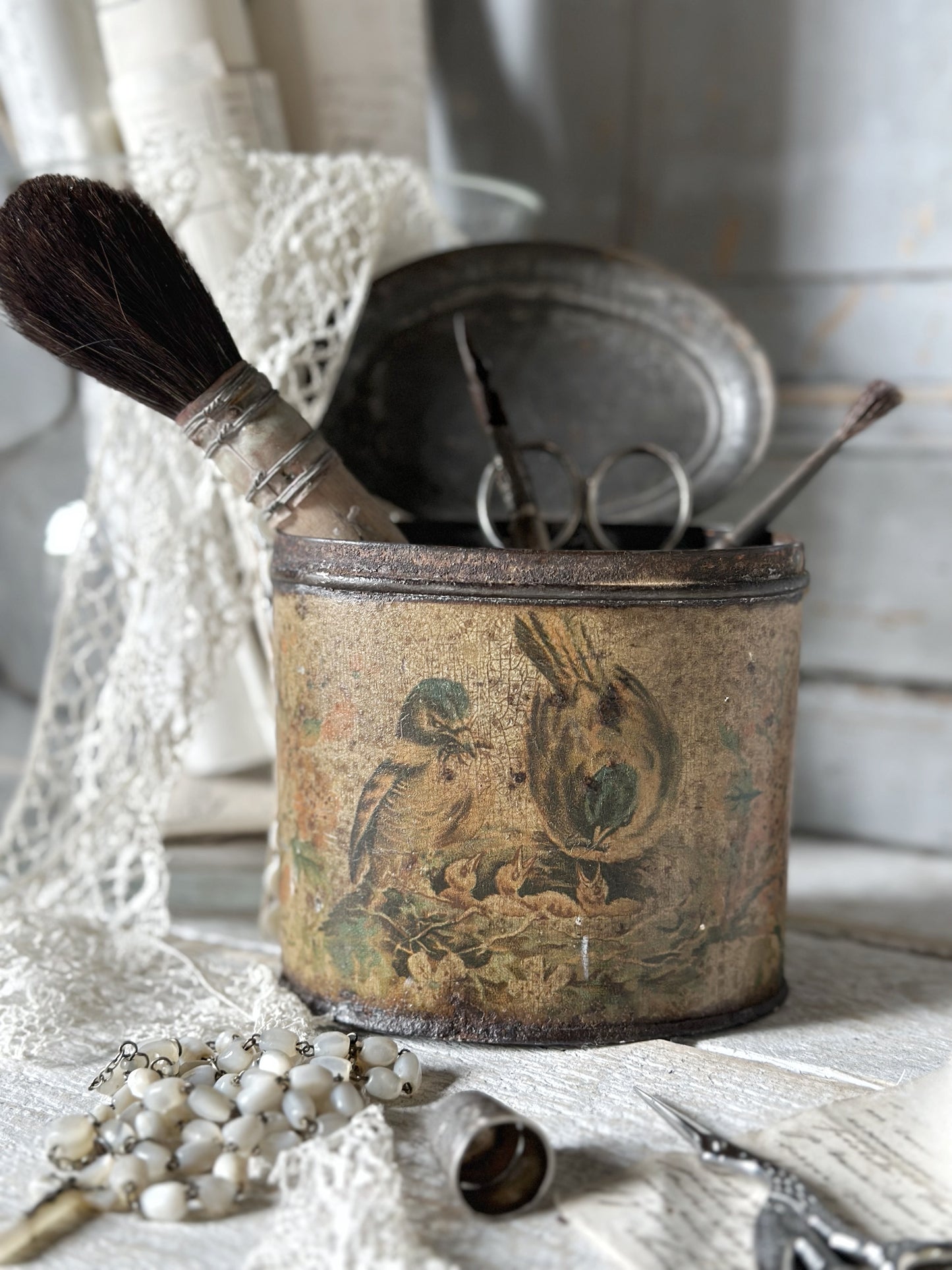 C1890S VINTAGE FARROW&CO MUSTARD MAKERS BOSTON ENGLAND SMALL OVAL MUSTARD TIN