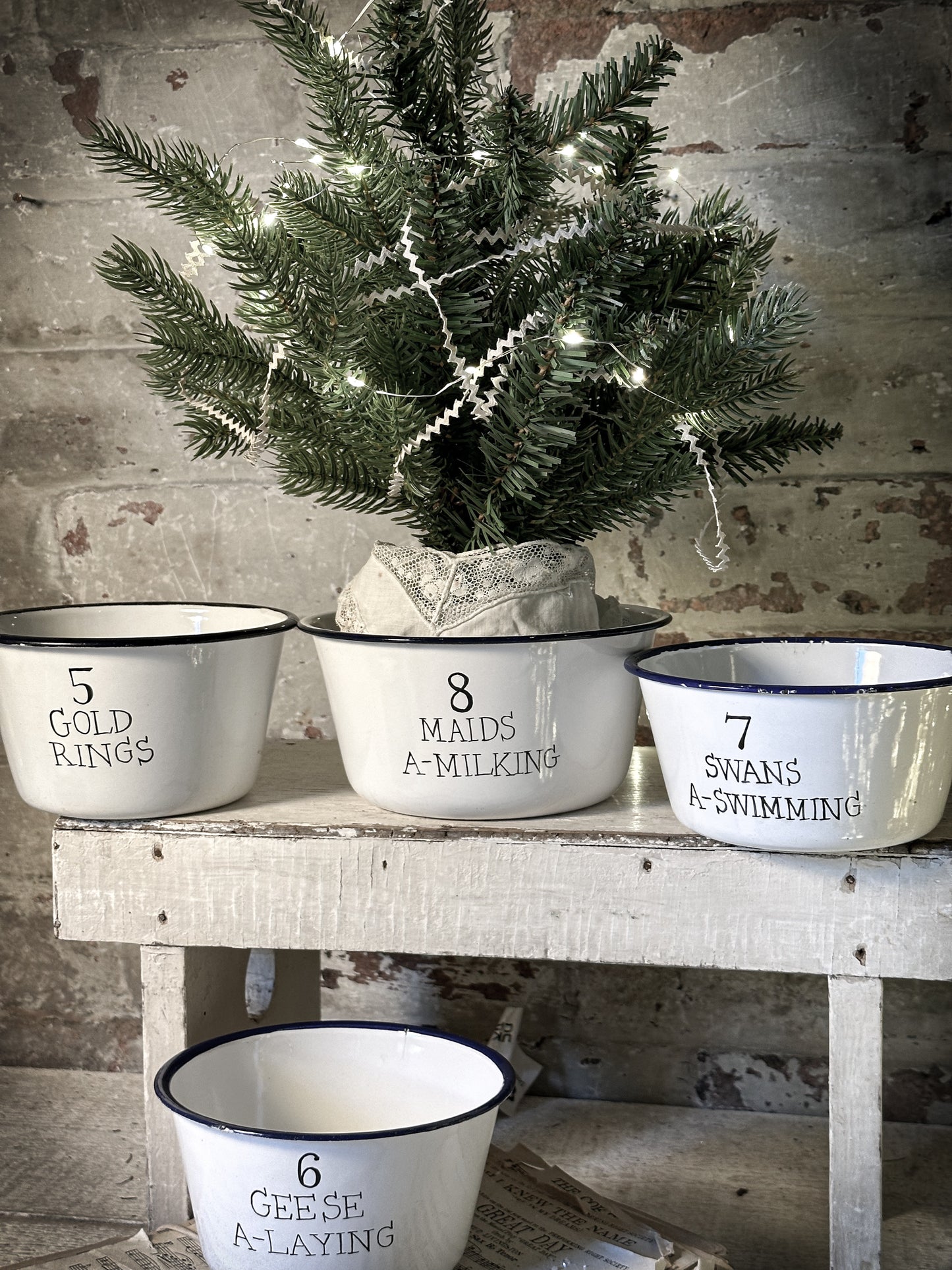 A beautiful vintage enamel pudding bowl with a hand painted quote from the Twelve days of Christmas
