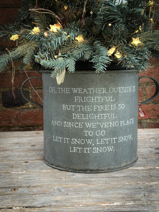 A beautiful heirloom vintage galvanised tub hand painted using traditional sign writer’s techniques and materials.