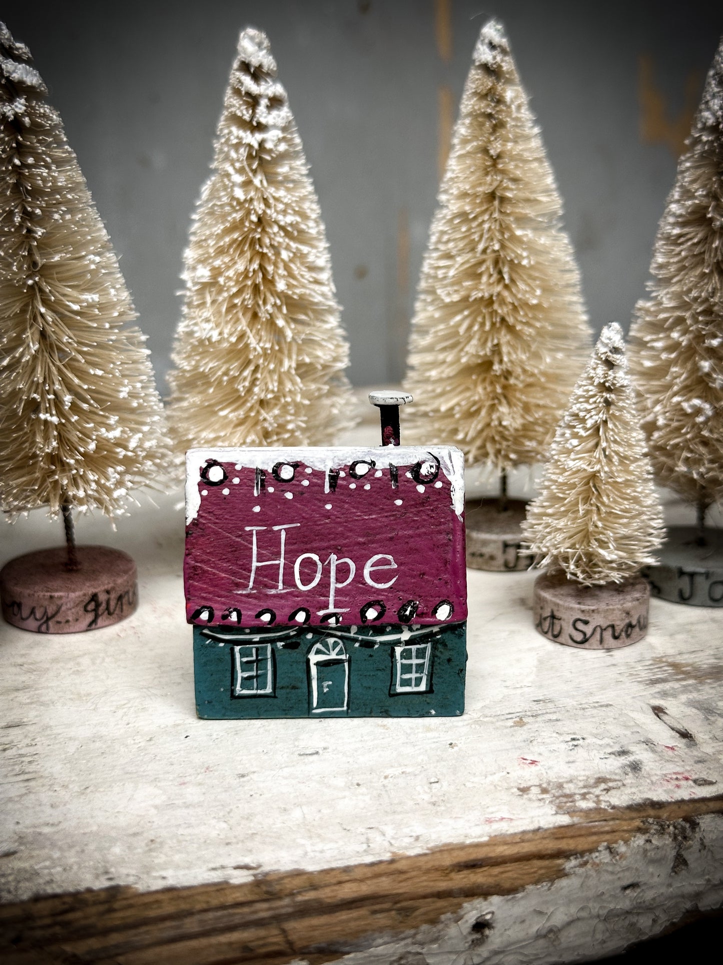 A small Vintage German Erzgebirge Putz Wooden Village House “Hope”