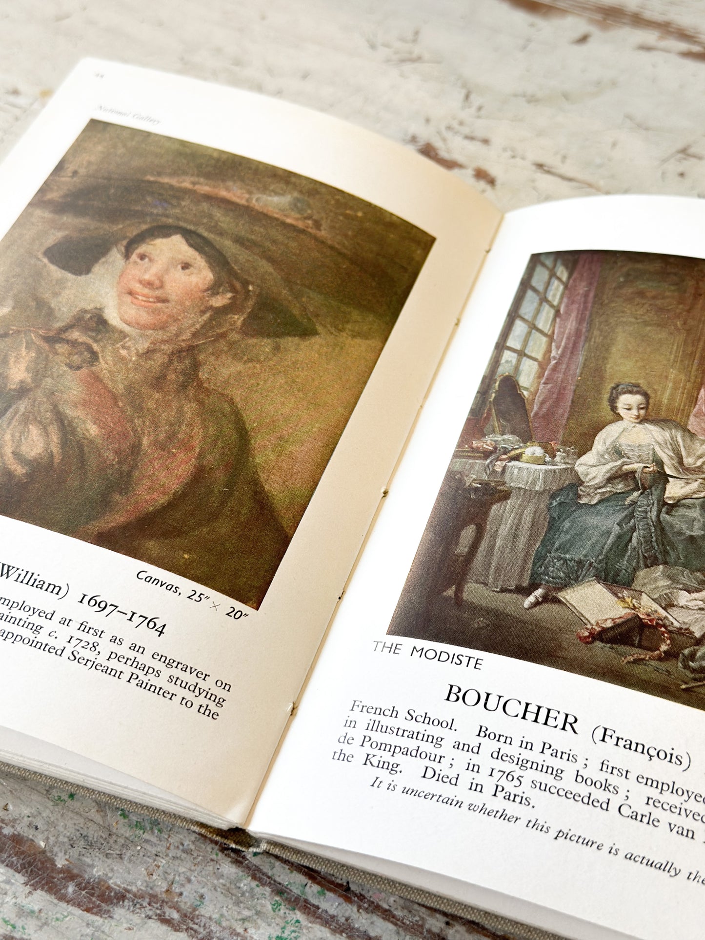 Cavalcade of Painting antique art book Harper of Holloway, 1930.
L18.5cm W13cm D1cm.