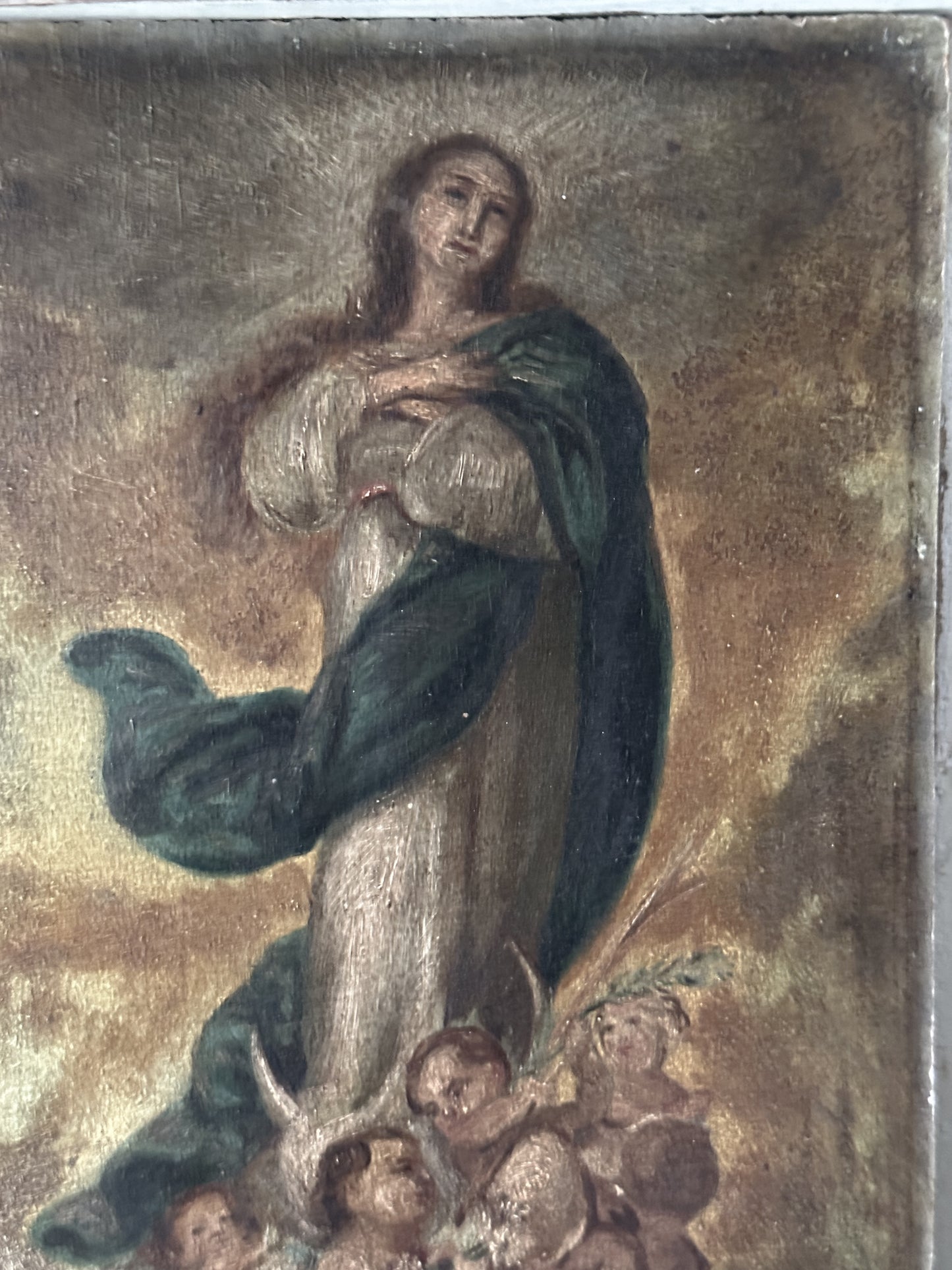 Antique oil on wood panel religious painting of Mary with cherubs at her feet