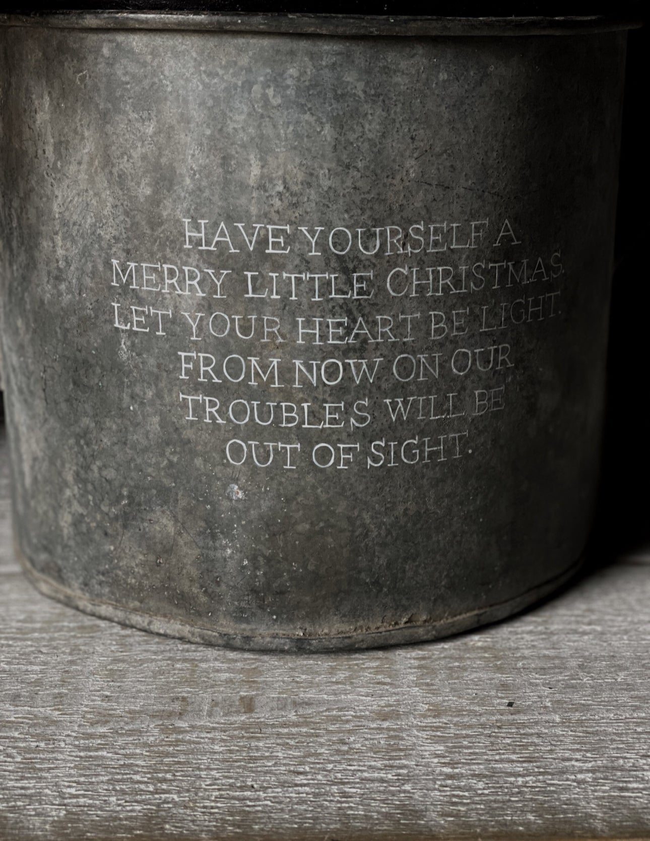 A beautiful heirloom vintage galvanised tub hand painted using traditional sign writer’s techniques and materials.