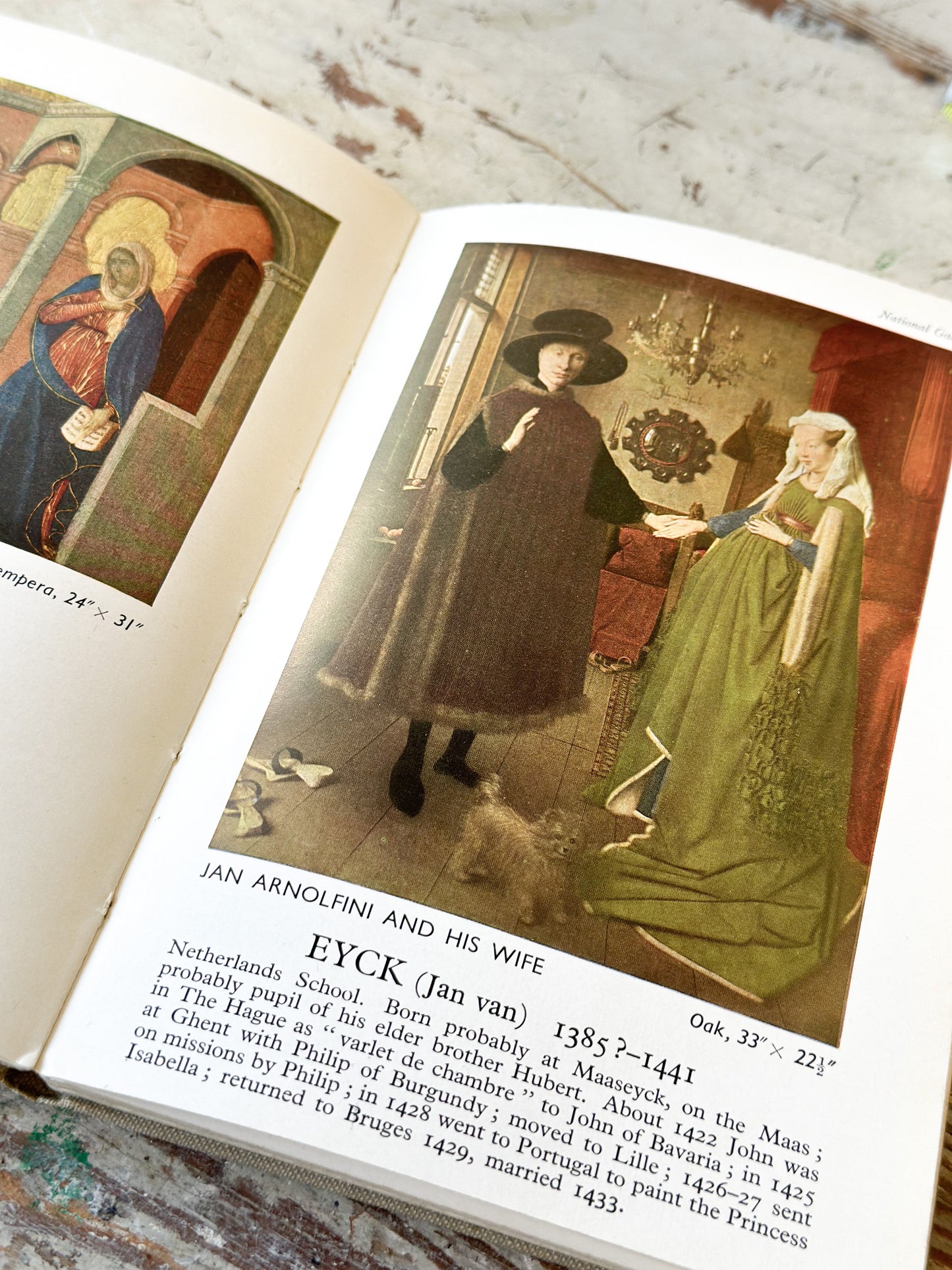Cavalcade of Painting antique art book Harper of Holloway, 1930.
L18.5cm W13cm D1cm.