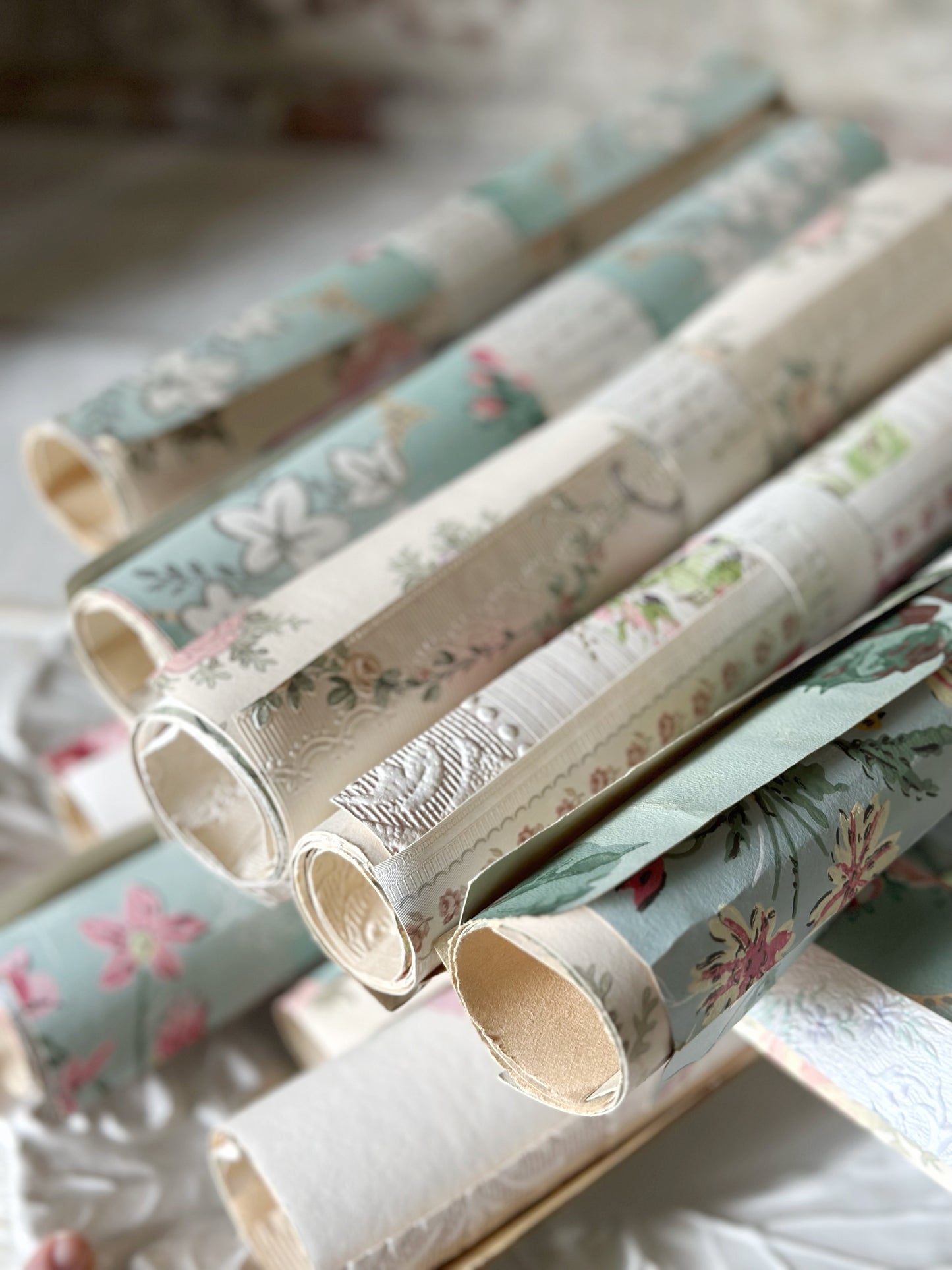 Roll of five A4 pieces of original antique and vintage wallpaper sheets