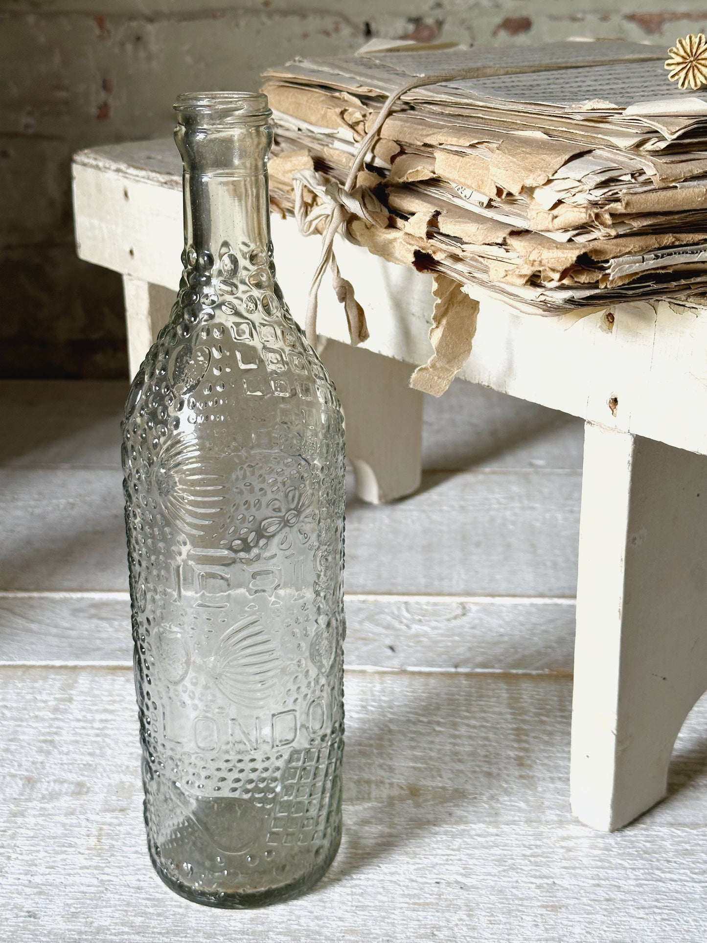 A 1920’s Idris of London cordial glass bottle