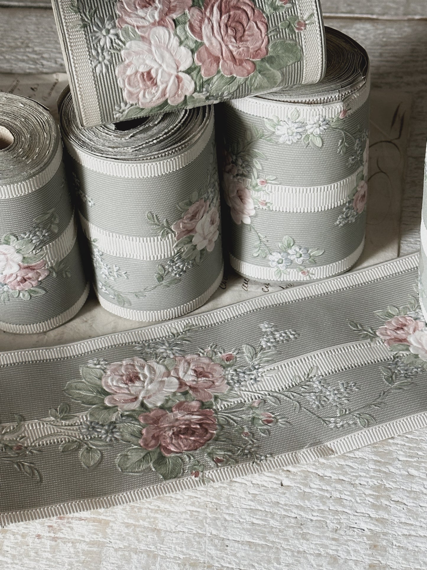Vintage wallpaper border roll by the metre