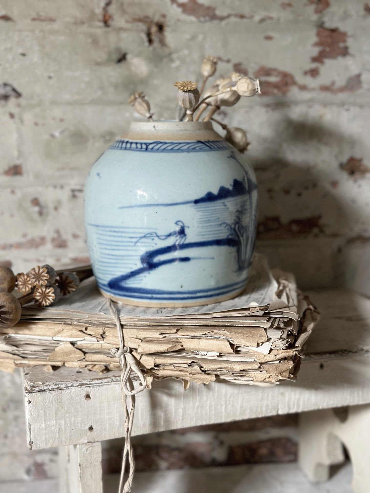 A beautiful jumbo antique ginger jar
