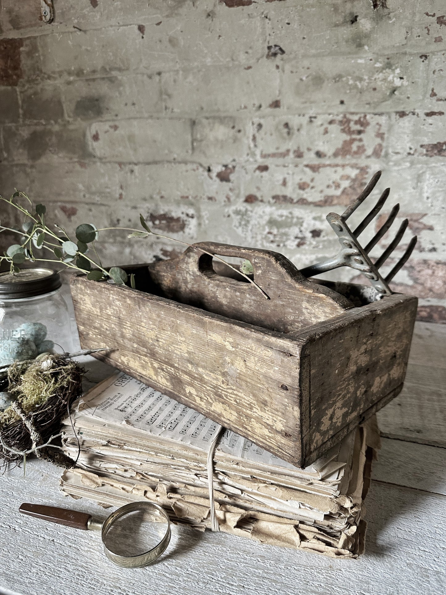 A lovely antique wooden canteen tray