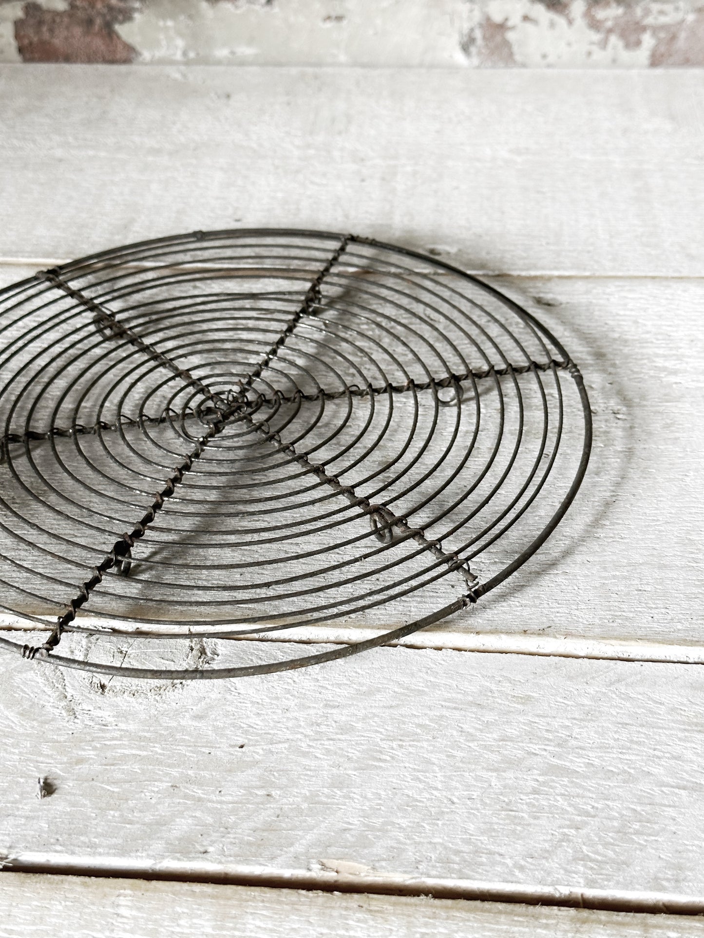Lovely French vintage round cake rack, plateau, French pastry shop, france fil de fer