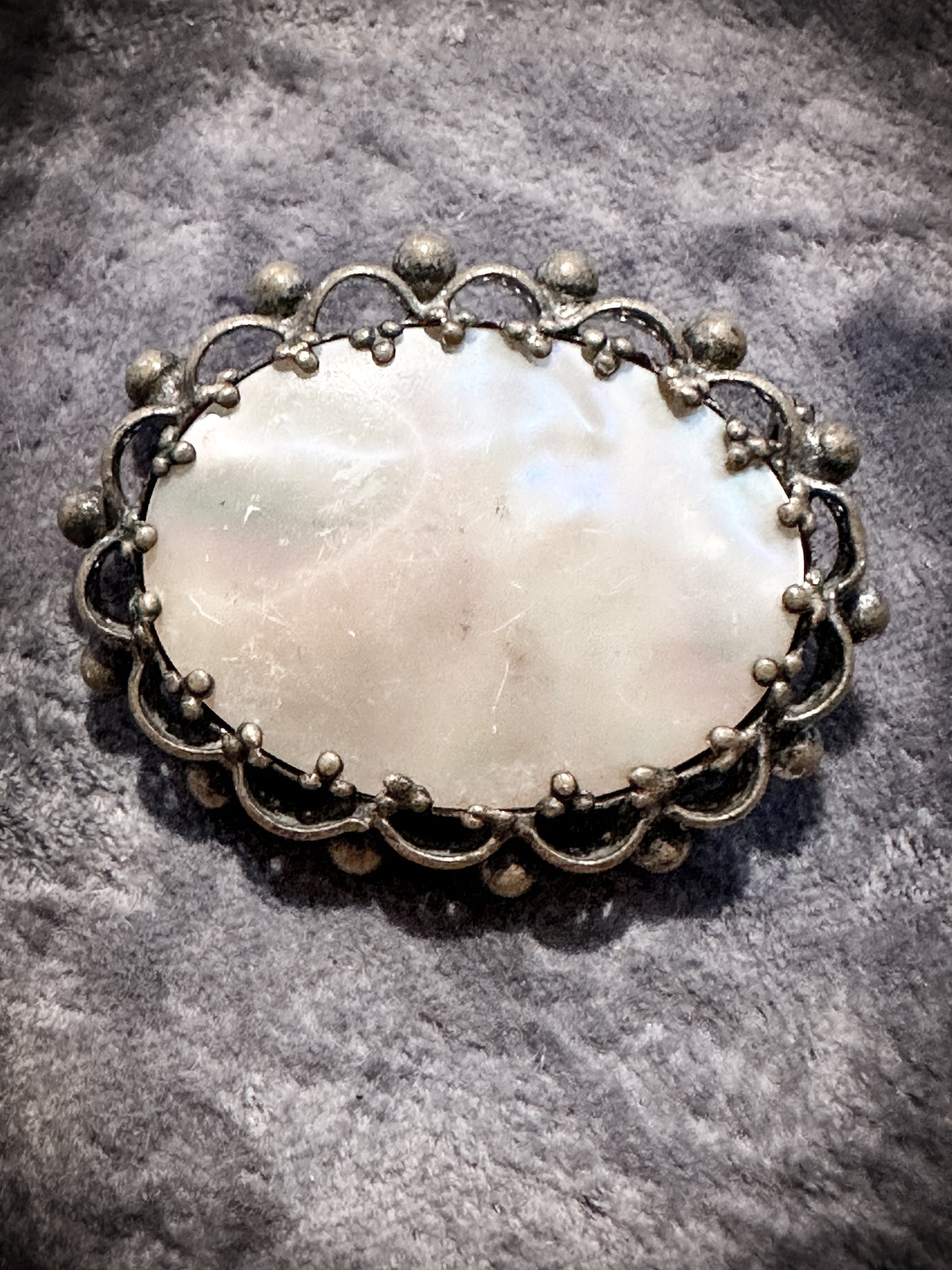 Lovely antique mother of pearl brooch