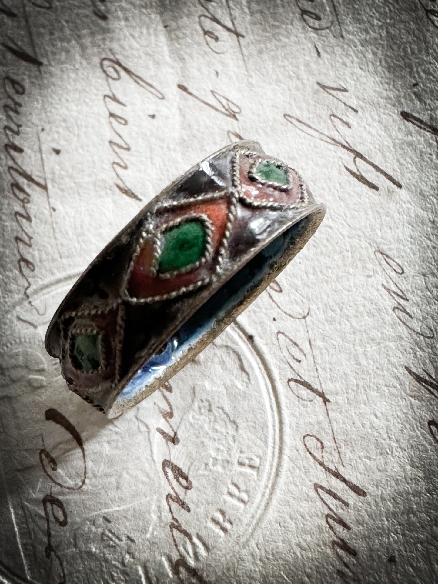 A vintage Cloisonné enamel ring