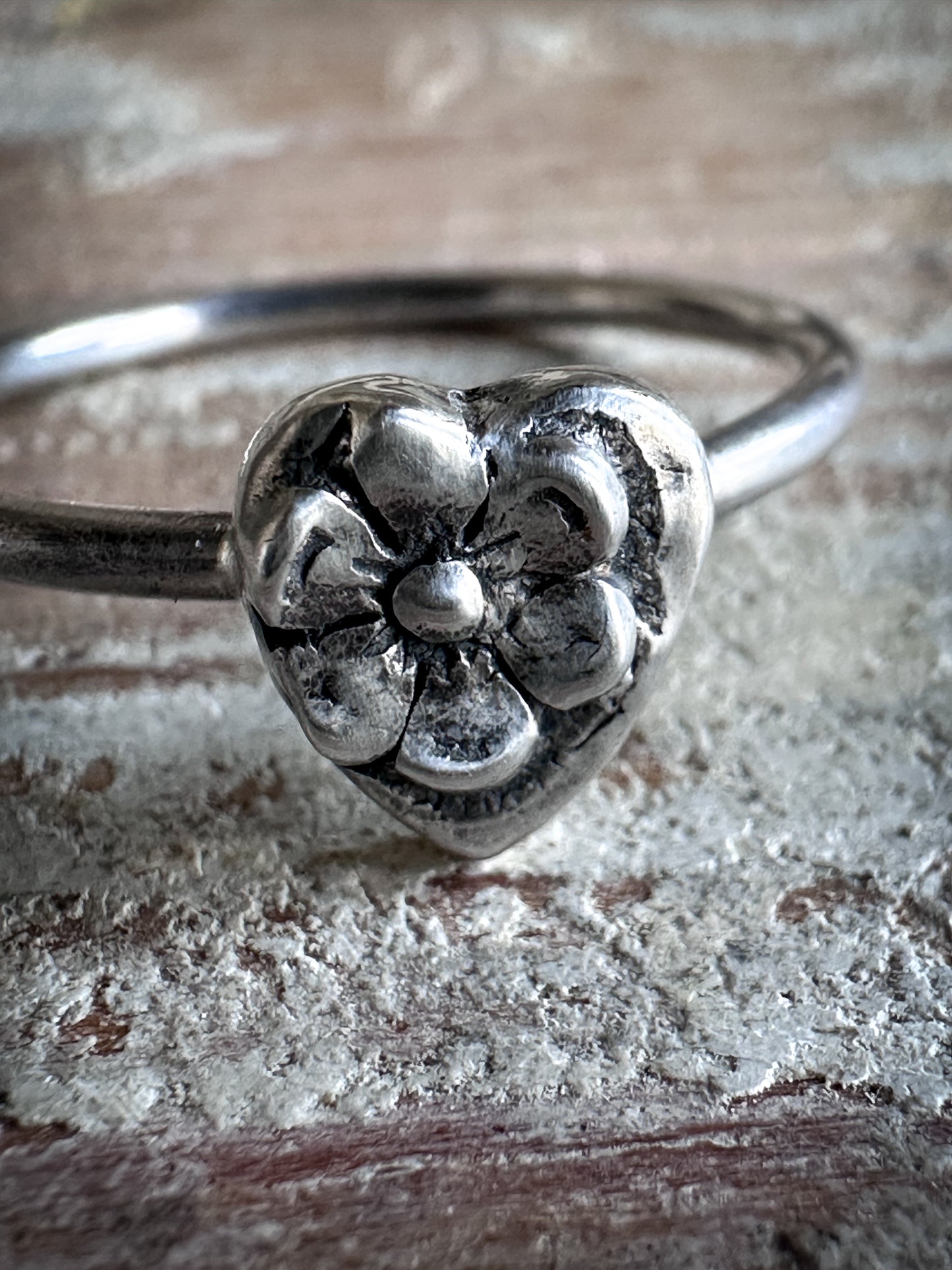 Moon Garden Heart Ring – Fine Silver Floral Heart