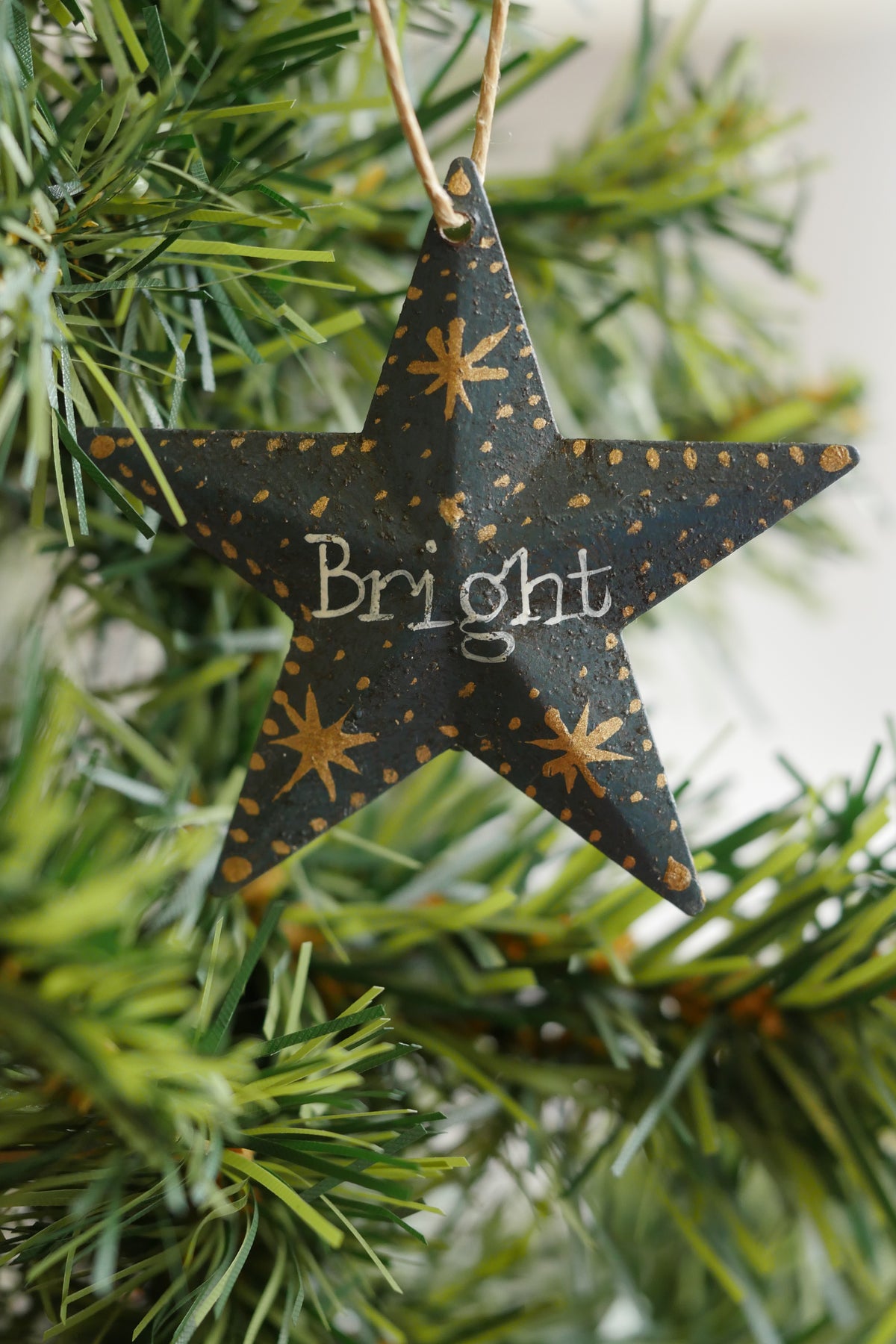 Hand Painted Folk Art medium Pressed Tin Barn Stars – Bright