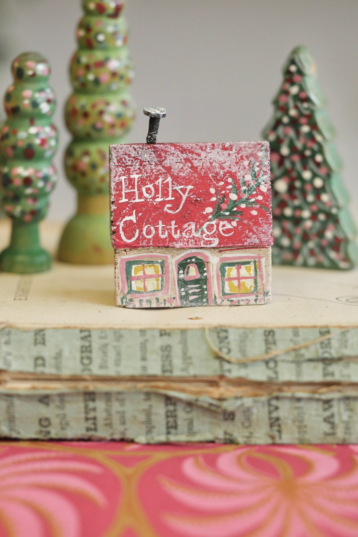 Reworked Vintage German Erzgebirge Christmas Houses – Holly Cottage