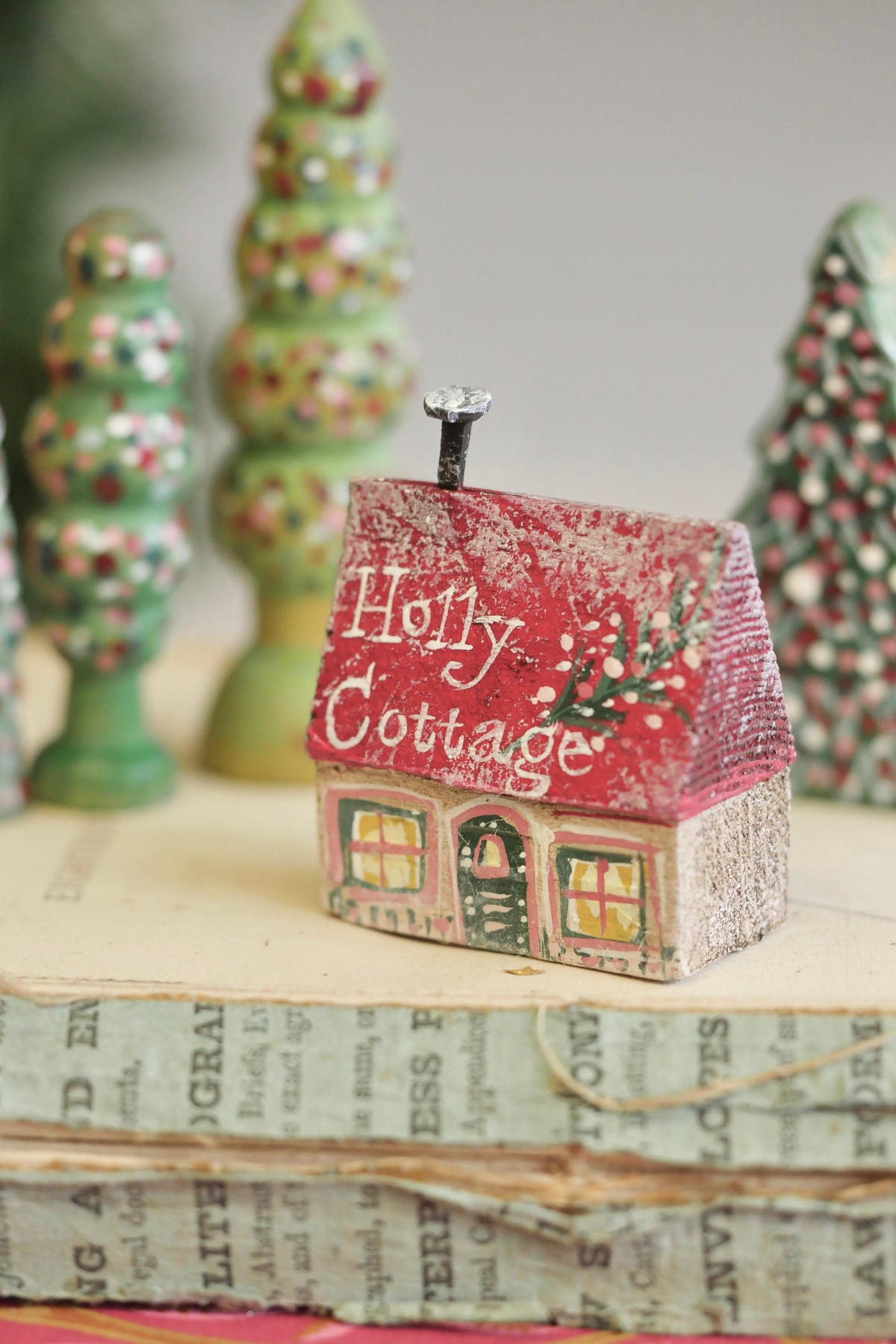 Reworked Vintage German Erzgebirge Christmas Houses – Holly Cottage