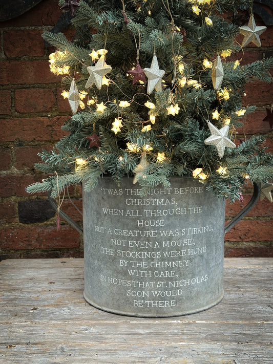 A beautiful heirloom vintage galvanised tub hand painted using traditional sign writer’s techniques and materials.