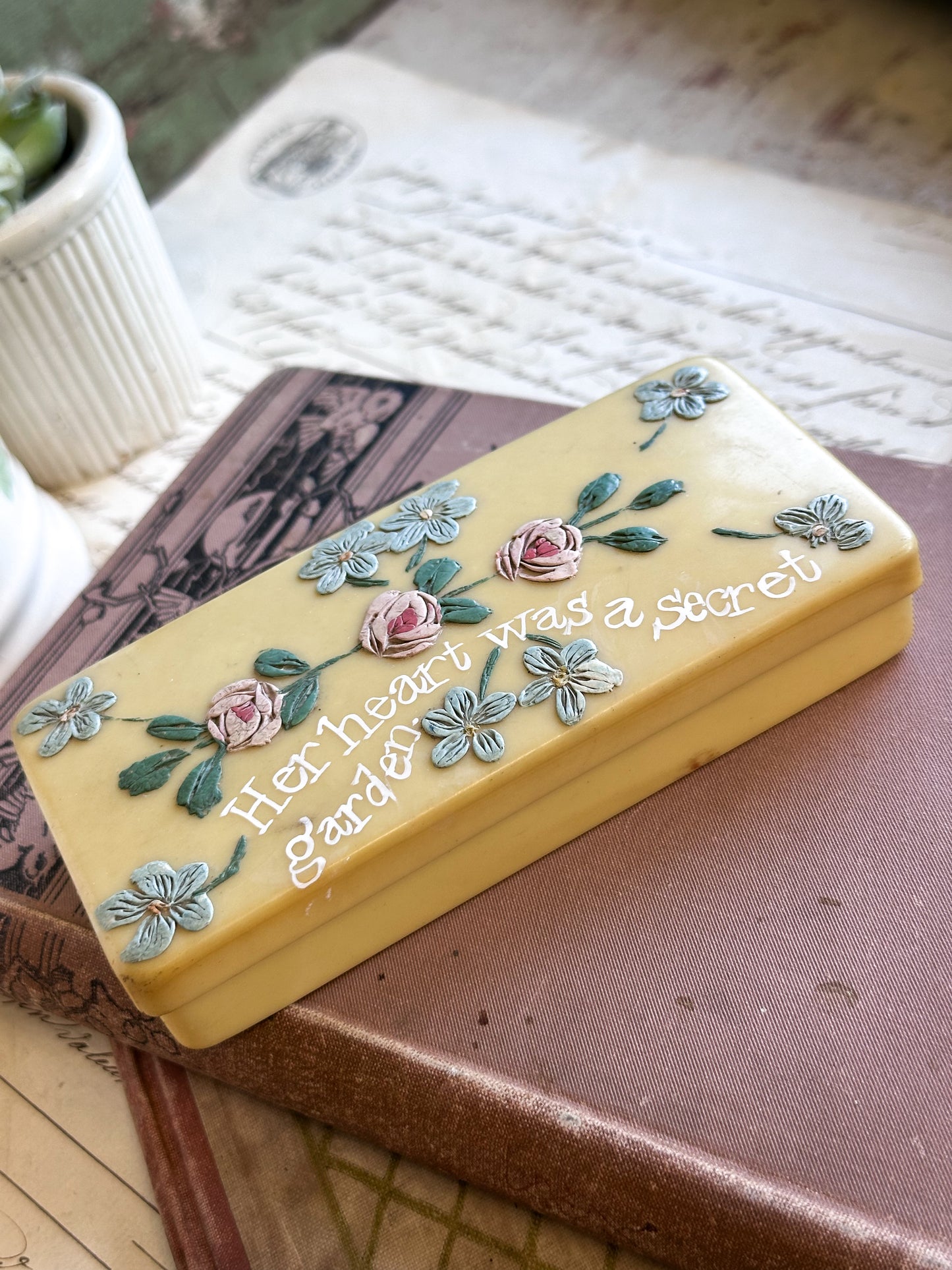 “Her Heart Was a Secret Garden” – Vintage Floral Painted Soap / Trinket Box