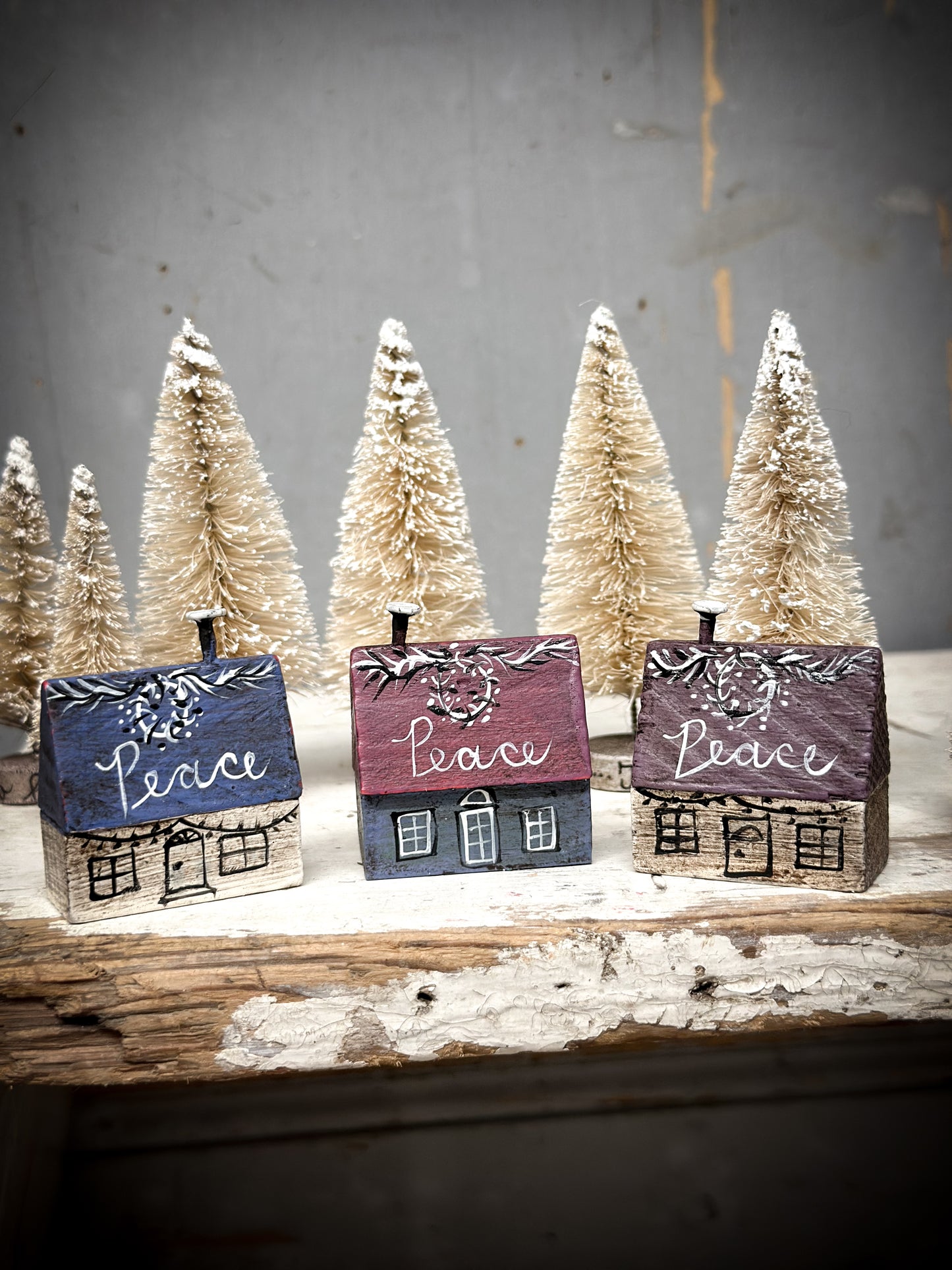 A small Vintage German Erzgebirge Putz Wooden Village House “Peace”