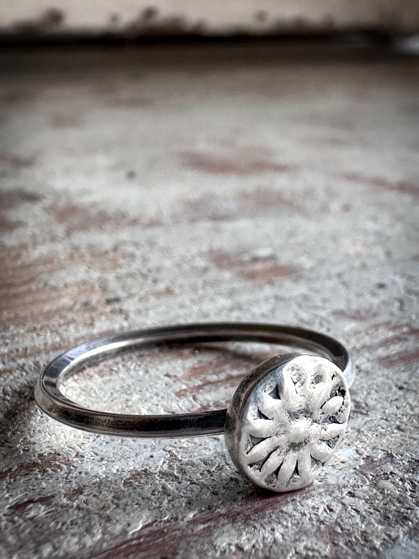 Little Meadow Ring – Fine Silver Botanical Sprig Ring