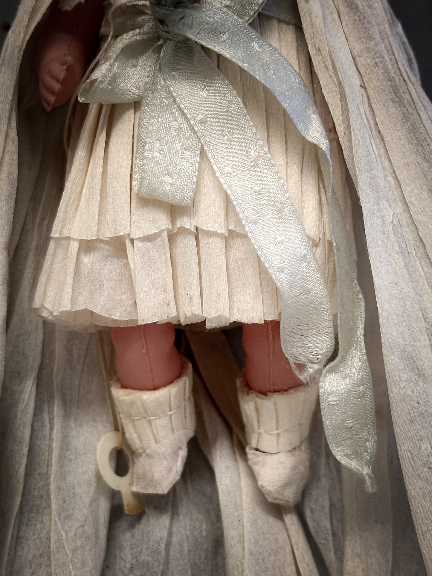 Early 20th Century German Crepe-Paper Dressed Doll
With oral provenance linking it to the Bletchley Museum collection