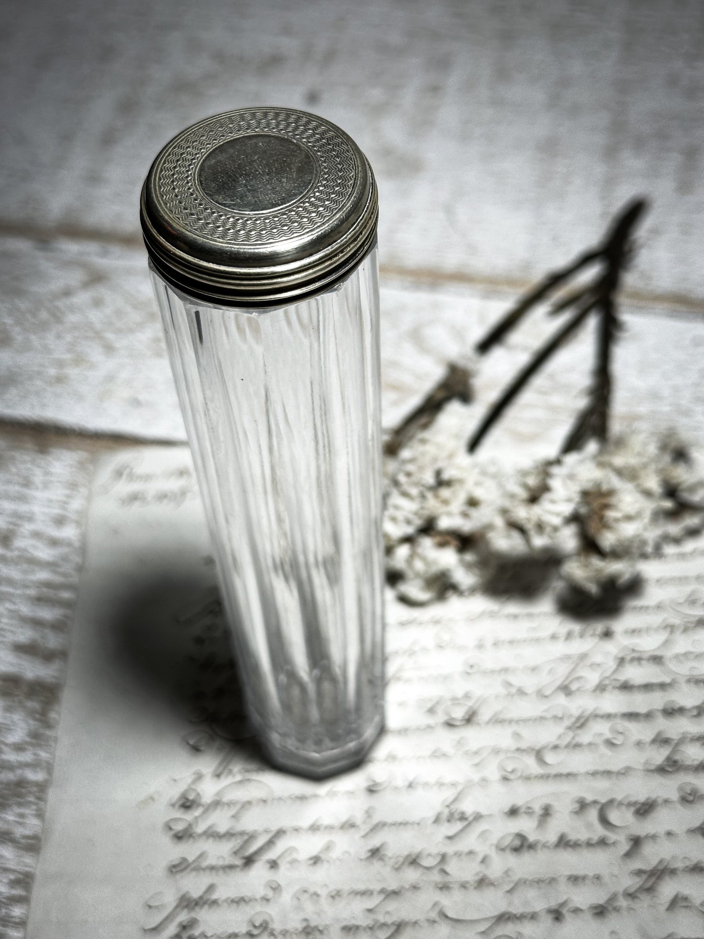 An Art Deco Glass Hatpin bottle