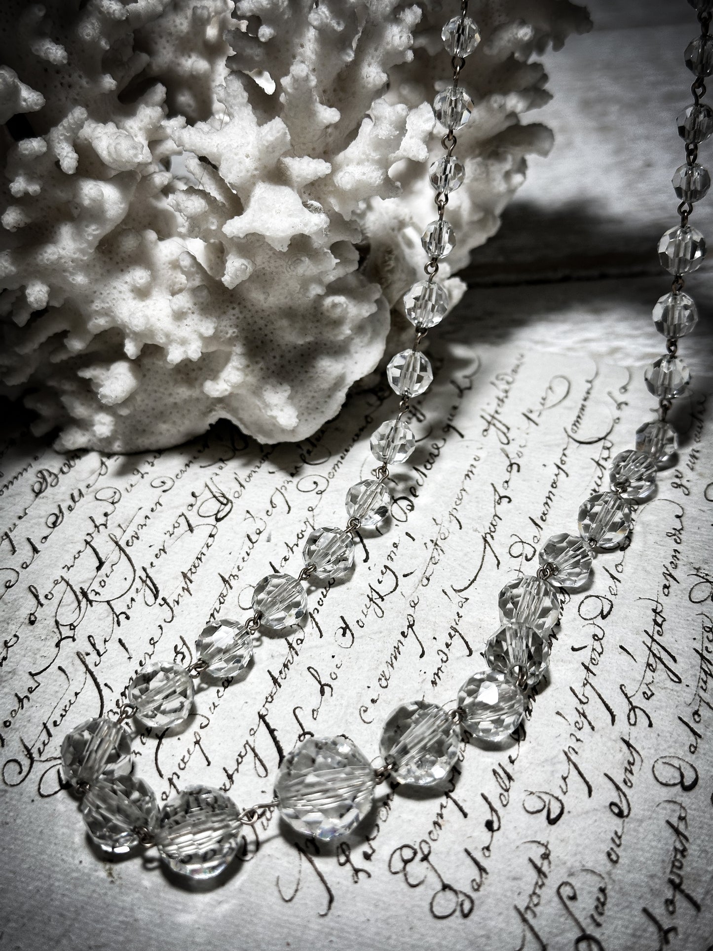 A Stunning vintage Wired Crystal Necklace