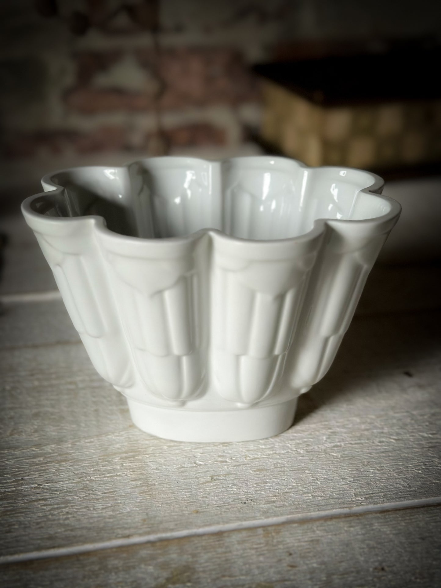 An absolutely gorgeous antique Shelley ironstone jelly, blancmange mould