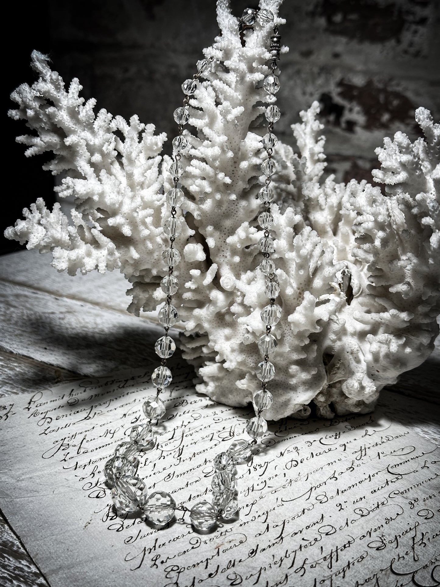 A Stunning vintage Wired Crystal Necklace