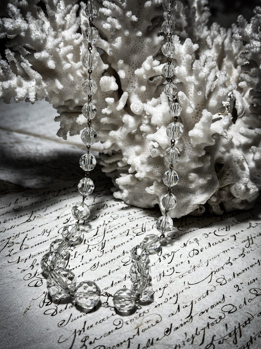 A Stunning vintage Wired Crystal Necklace