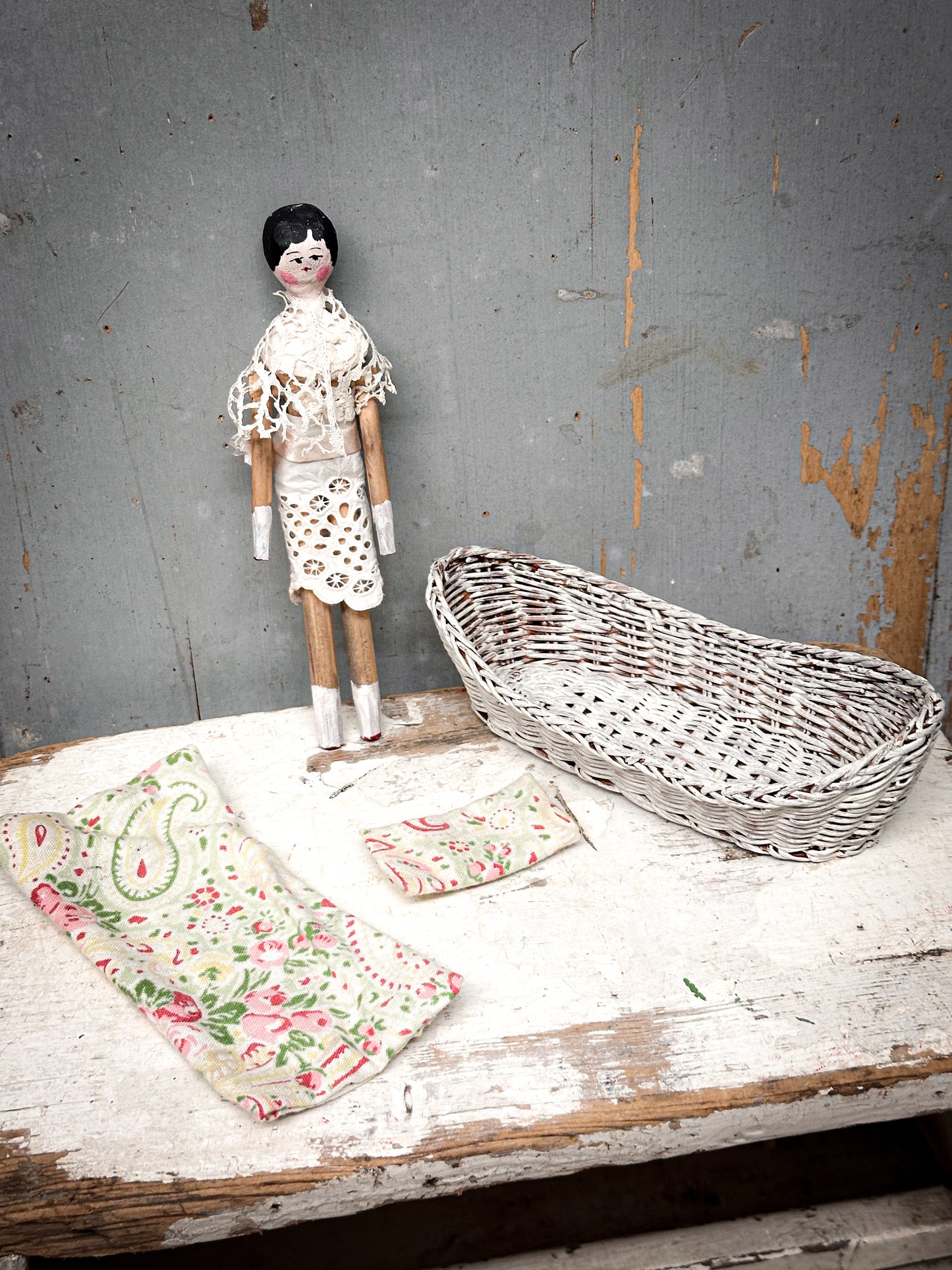 Antique Peg Doll / Grodnertal Doll with Wicker Crib