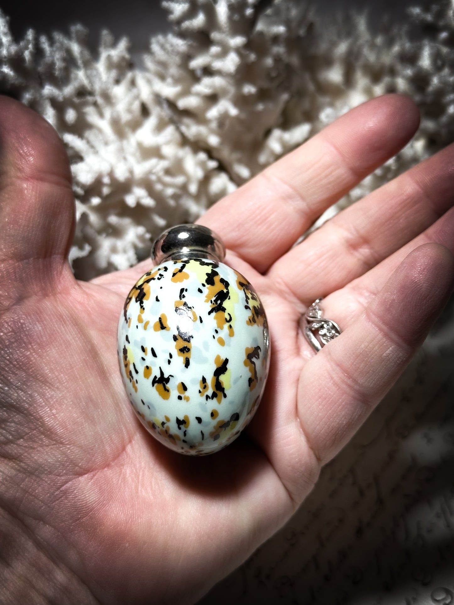 A Vintage Porcelain Bird’s Egg Scent Bottle