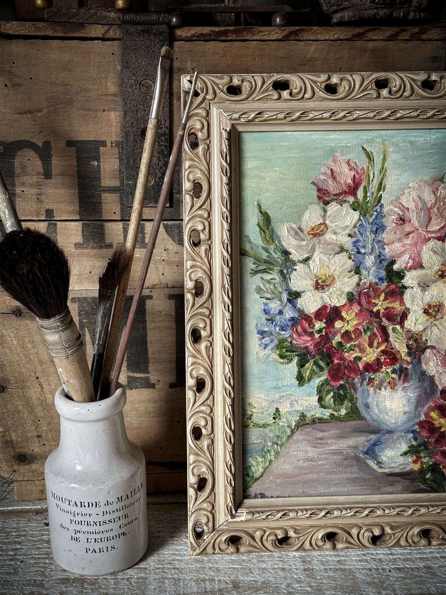 A beautiful vintage Oil Painting of Flowers