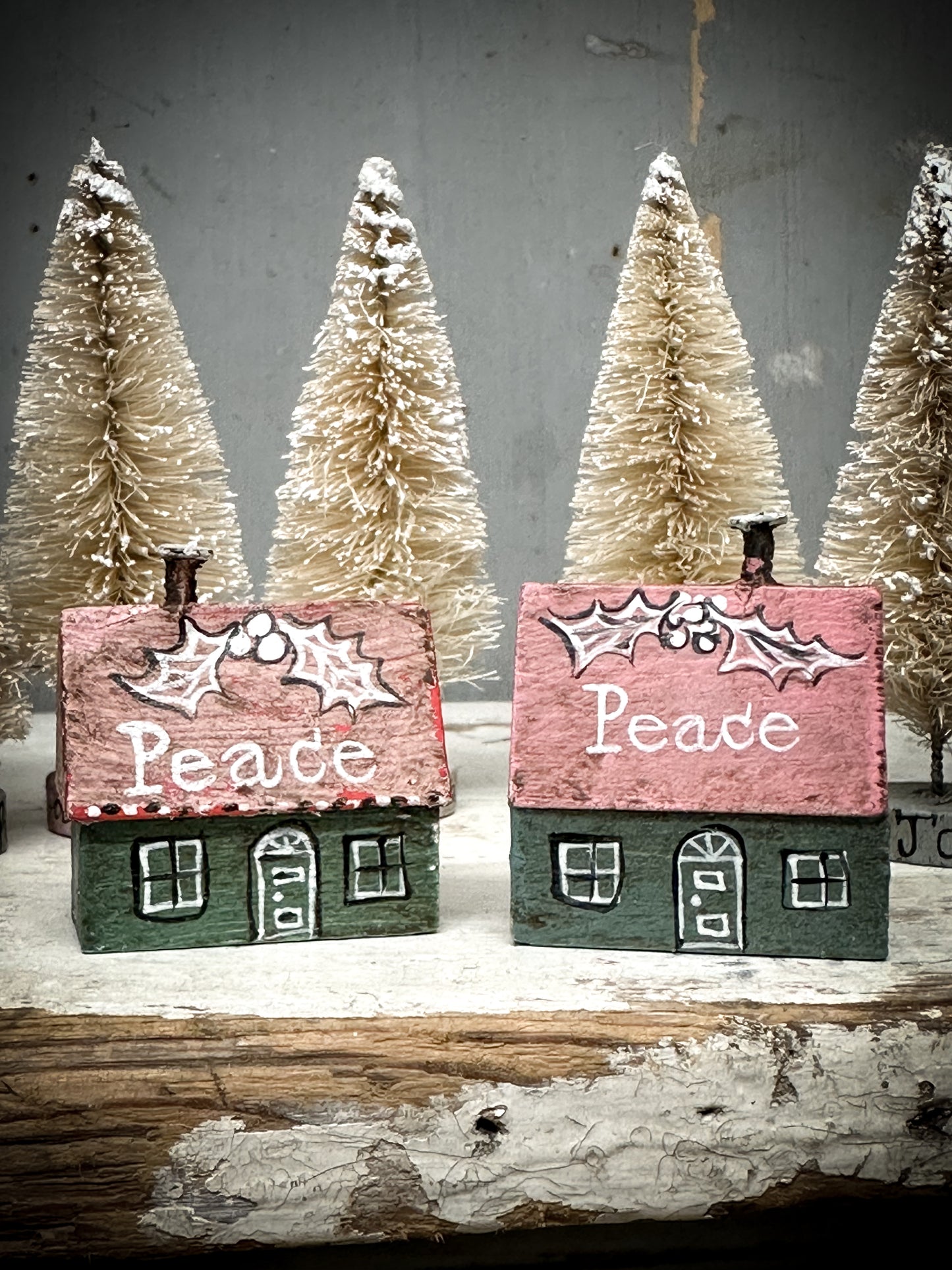 A small Vintage German Erzgebirge Putz Wooden Village House “Peace”