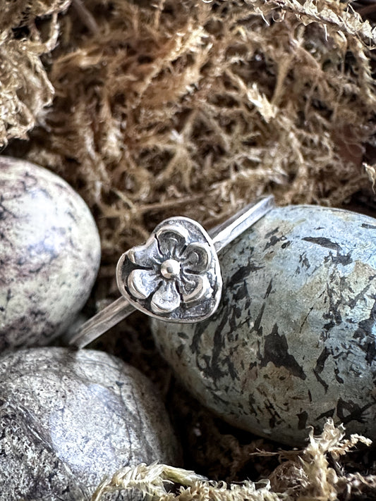 Moonlit Meadow Heart Ring – Fine Silver Flower on Sterling Silver Band
