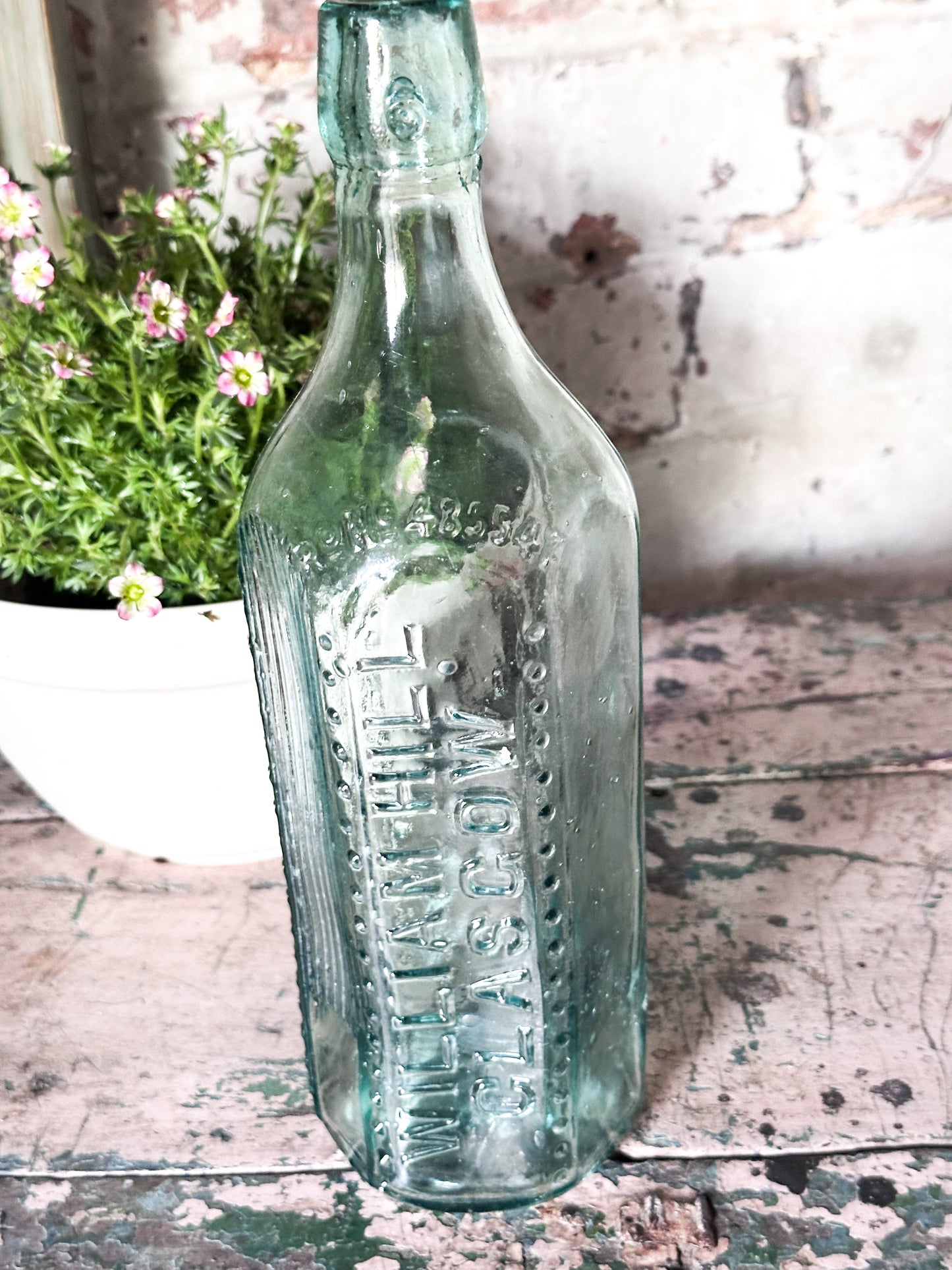 Antique Aqua Glass Bottle – William Hill Glasgow