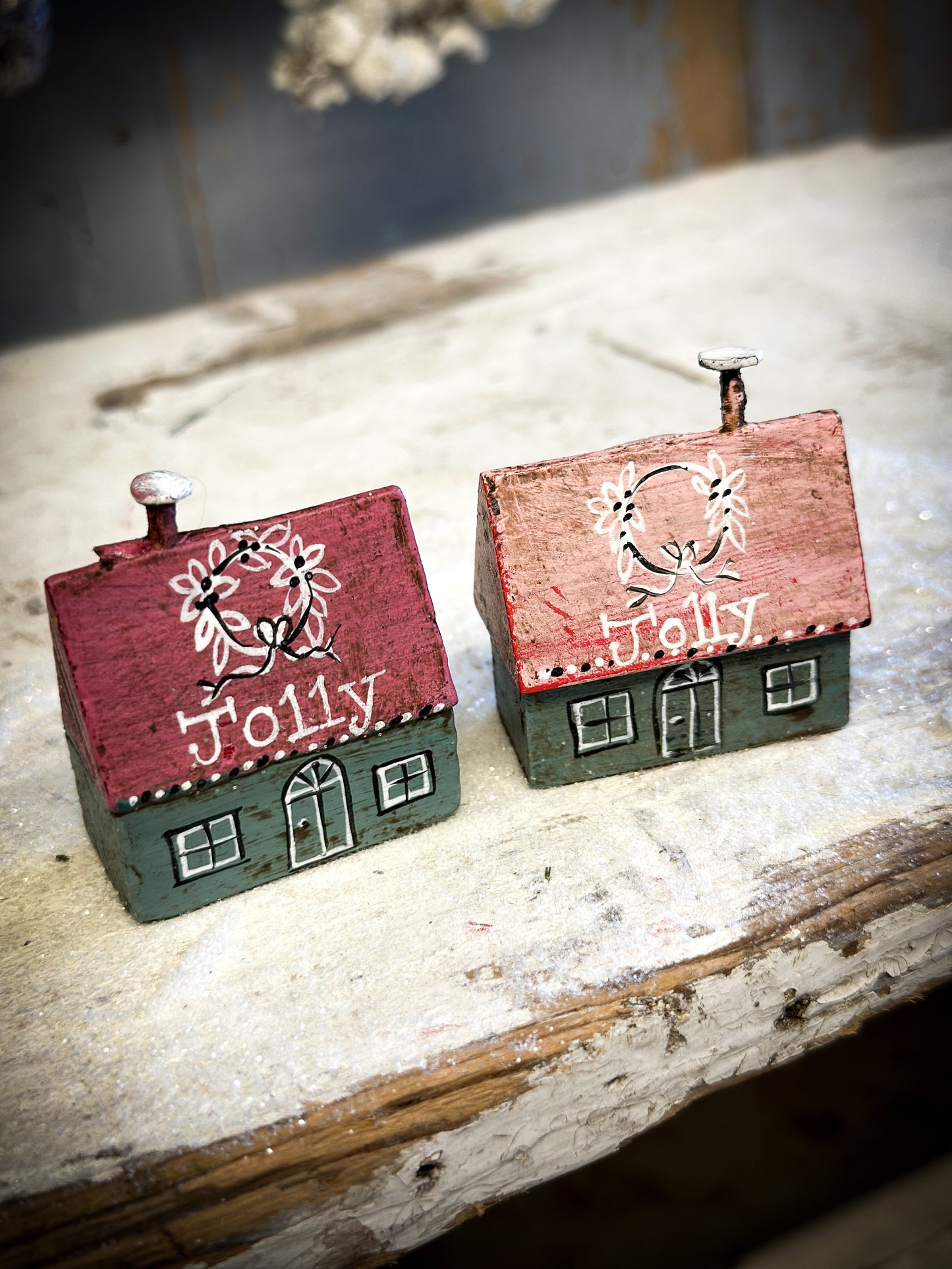 A Pretty Vintage German Erzgebirge Putz Wooden Village House “Jolly”