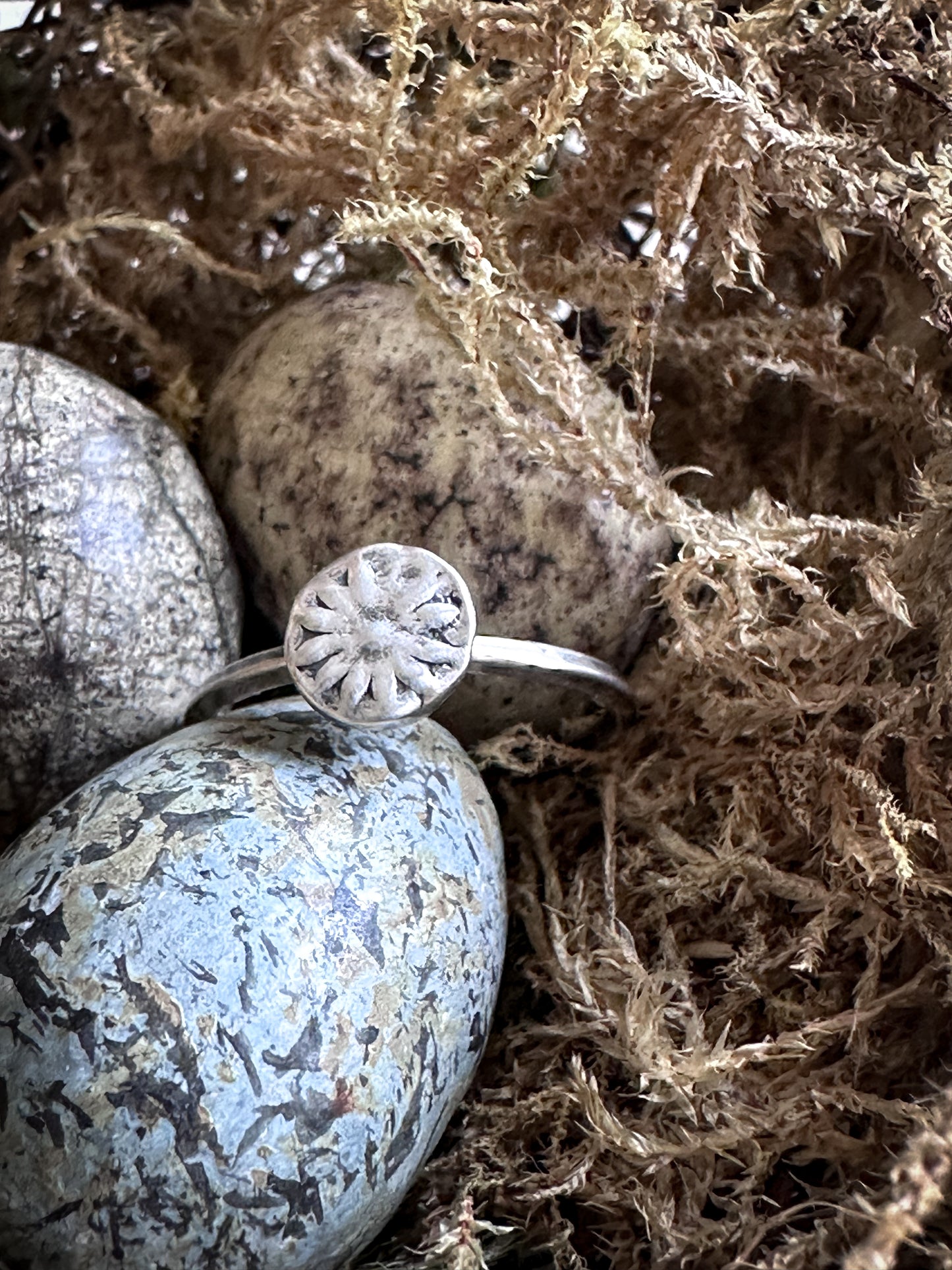 Little Meadow Ring – Fine Silver Botanical Sprig Ring