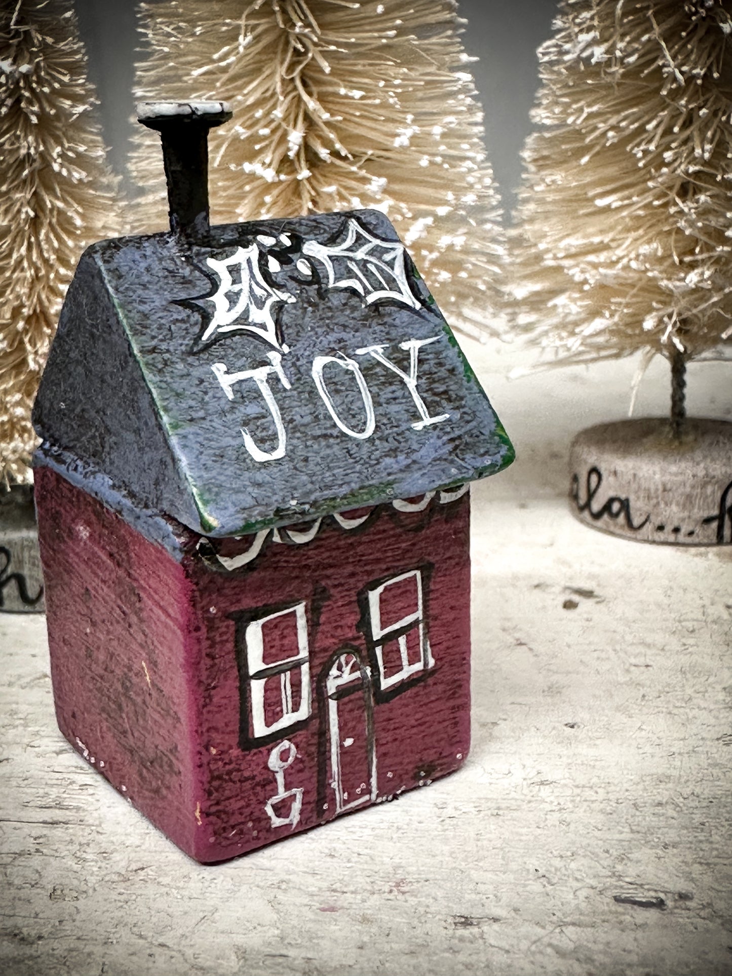 A mini Vintage German Erzgebirge Putz Wooden Village House “Joy”