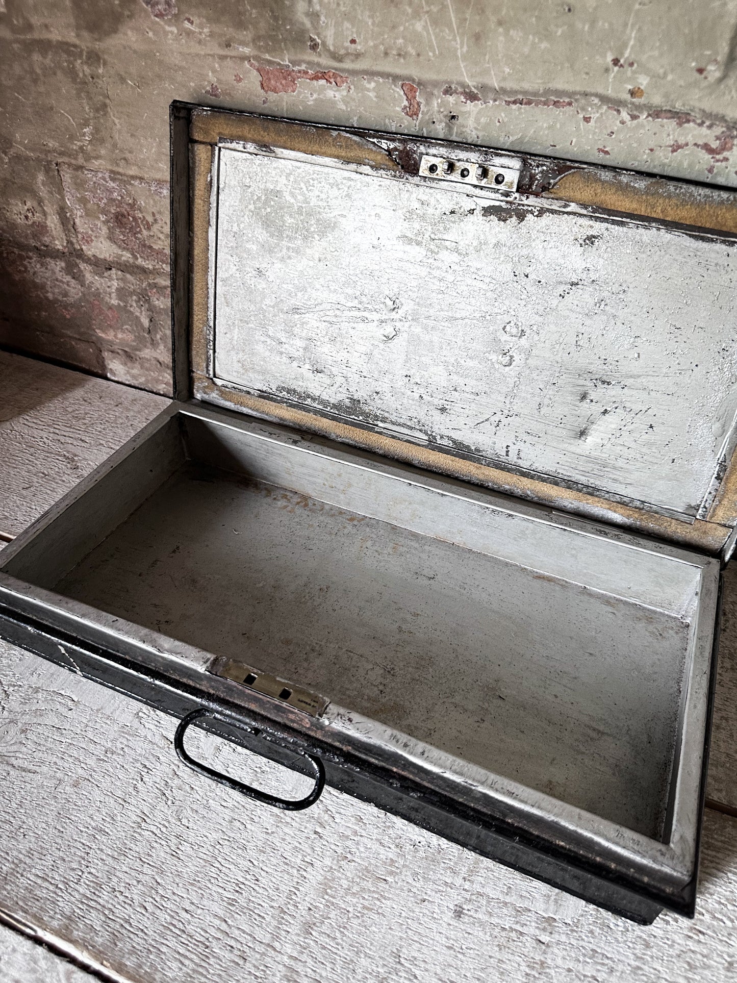 Antique Royal Arch Masonic Japanned Tin & Toleware Document Box – Dr J. Rusher, Chapter No. 280, Worcester