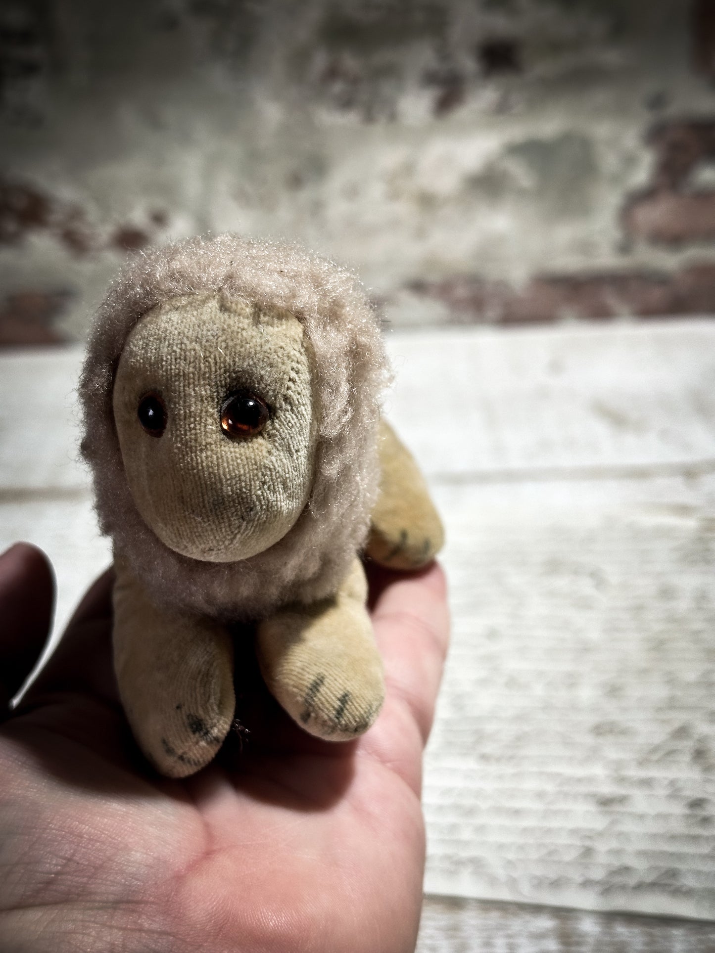 Antique Velveteen Lion Toy